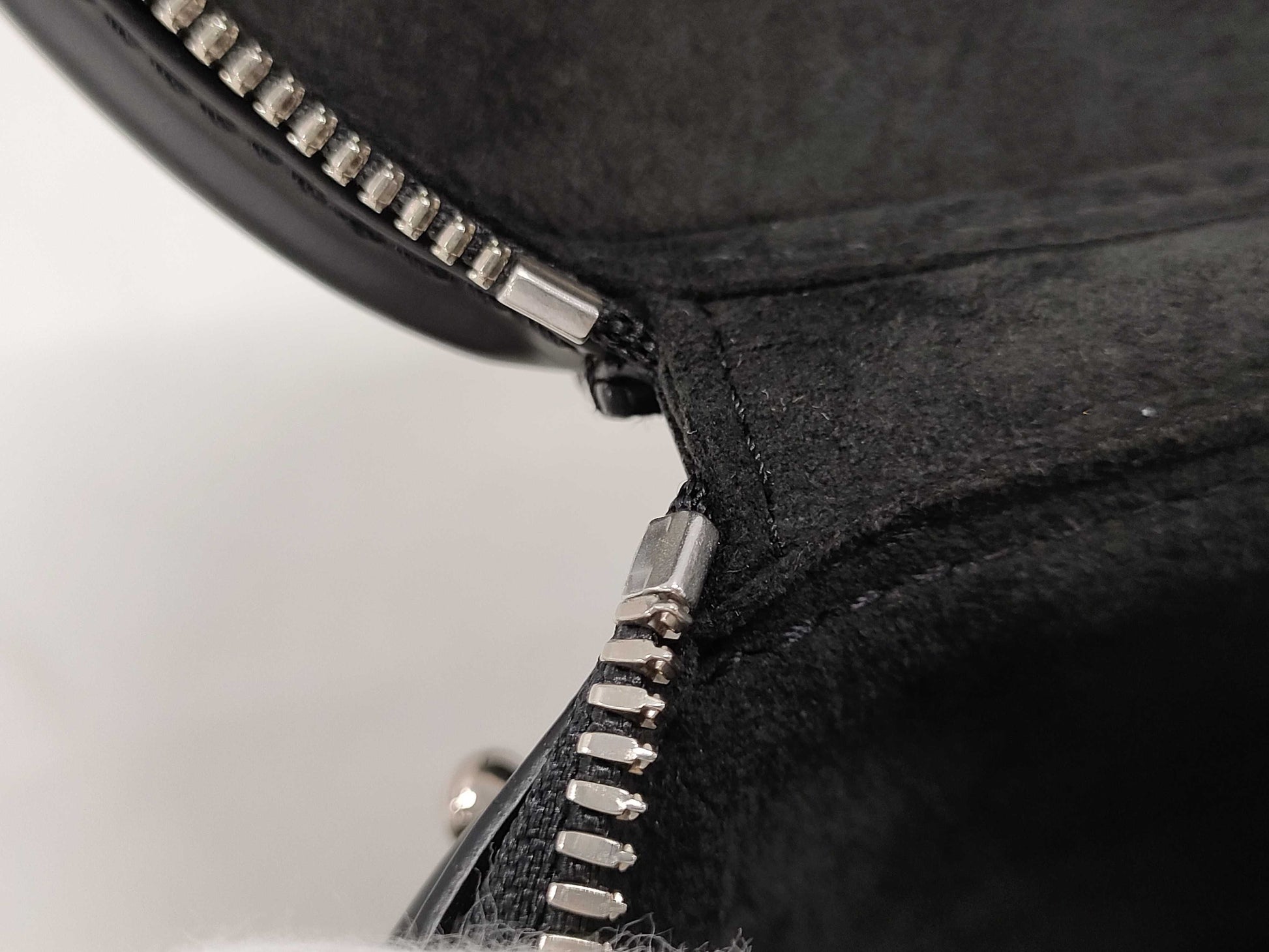 LOUIS VUITTON Cannes 2-way Handbag, Black, Silver Hardware, Epi Leather, M52226, RFID Strap Handbag