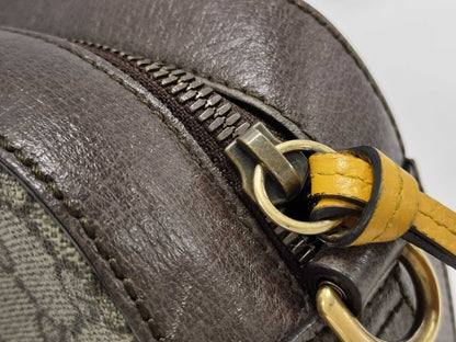 GUCCI Neo Vintage GG Supreme Messenger Shoulder Bag in Beige and Brown with Gold Hardware, Coated Canvas and Calfskin Leather, Item Number 476466 622011, Storage Box, Shoulder Bag