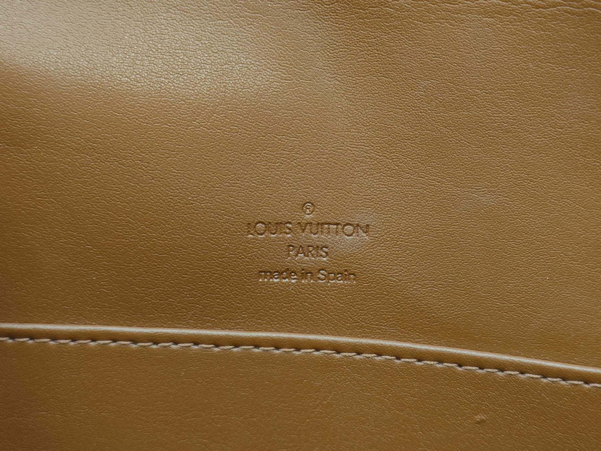 LOUIS VUITTON Monogram Vernis Thompson Street Shoulder Bag in Bronze with Gold Hardware, M91124 CA0090, Dust Bag
