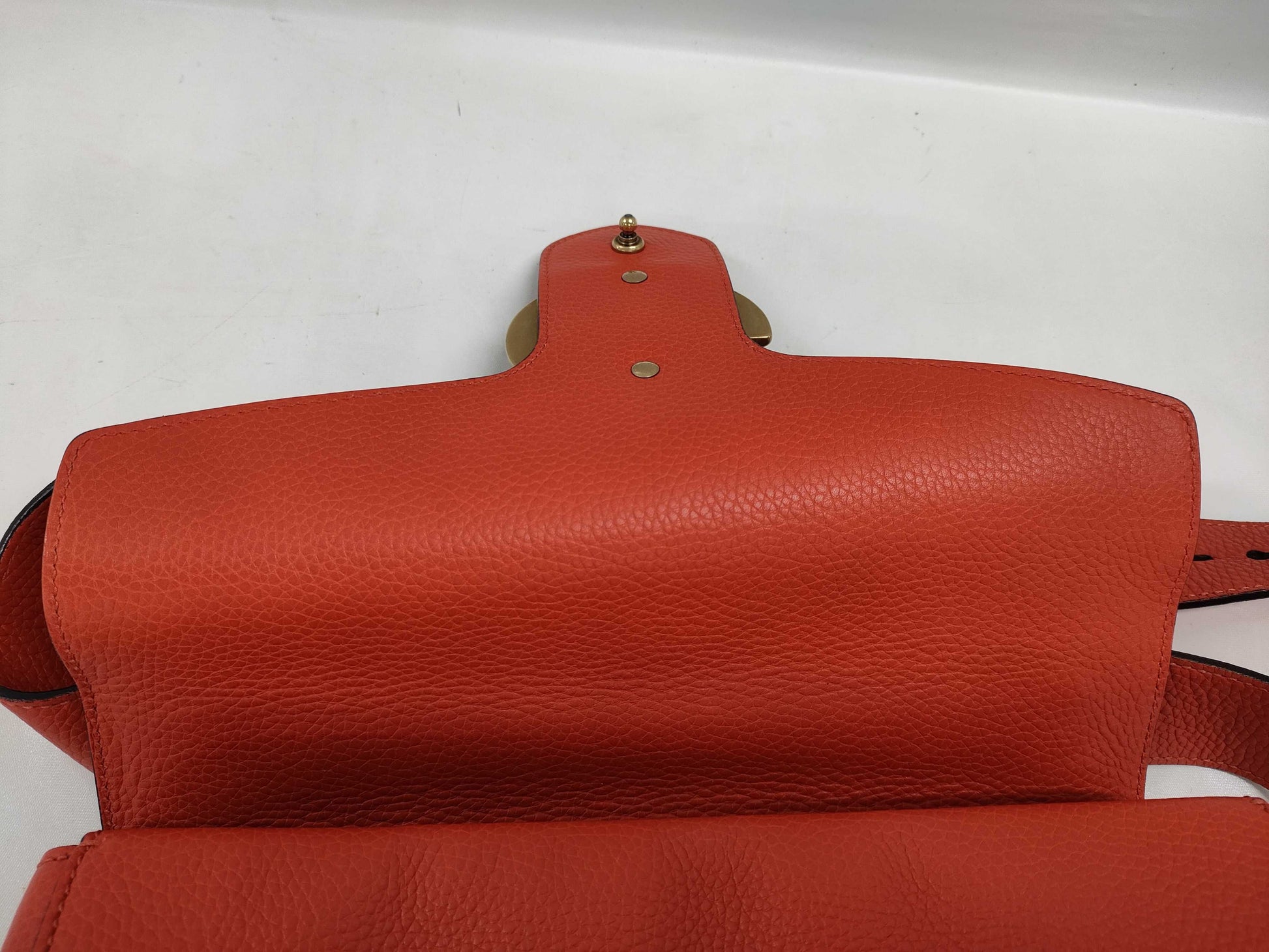 GUCCI GG Marmont Shoulder Bag in Orange Calfskin with Gold Hardware