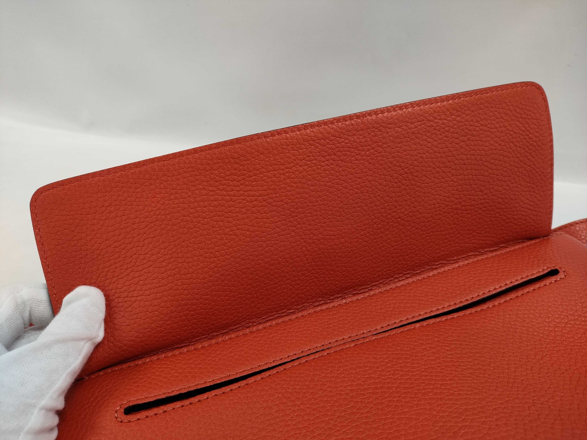 GUCCI GG Marmont Shoulder Bag in Orange Calfskin with Gold Hardware