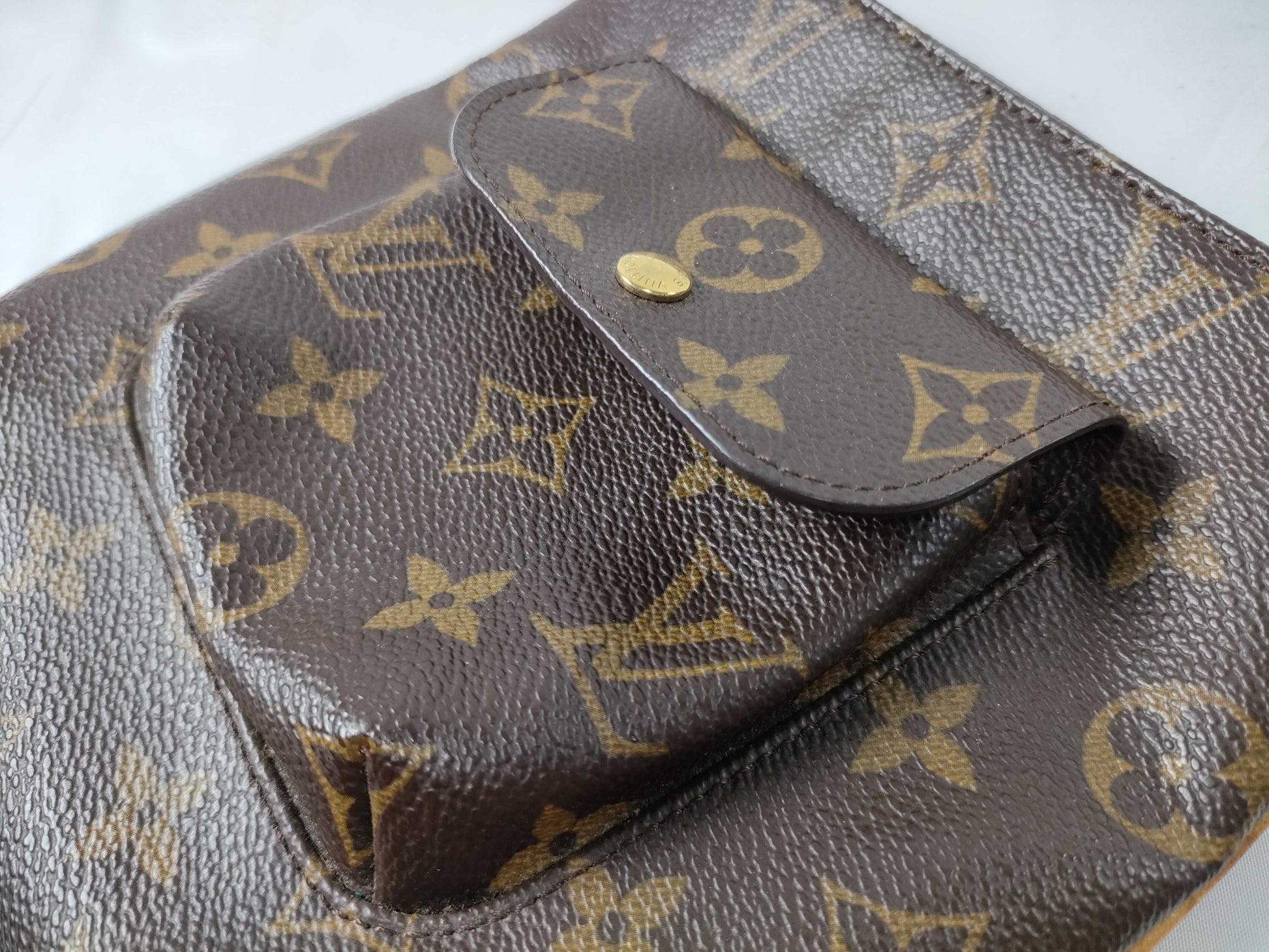 LOUIS VUITTON M 51901 Monogram LV Pouch x 1 Pouch