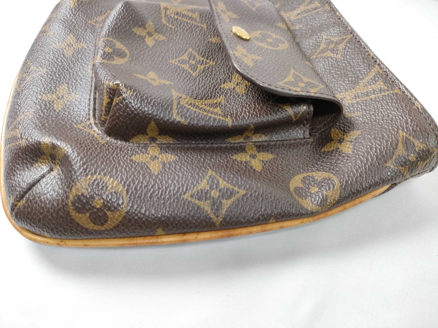 LOUIS VUITTON M 51901 Monogram LV Pouch x 1 Pouch