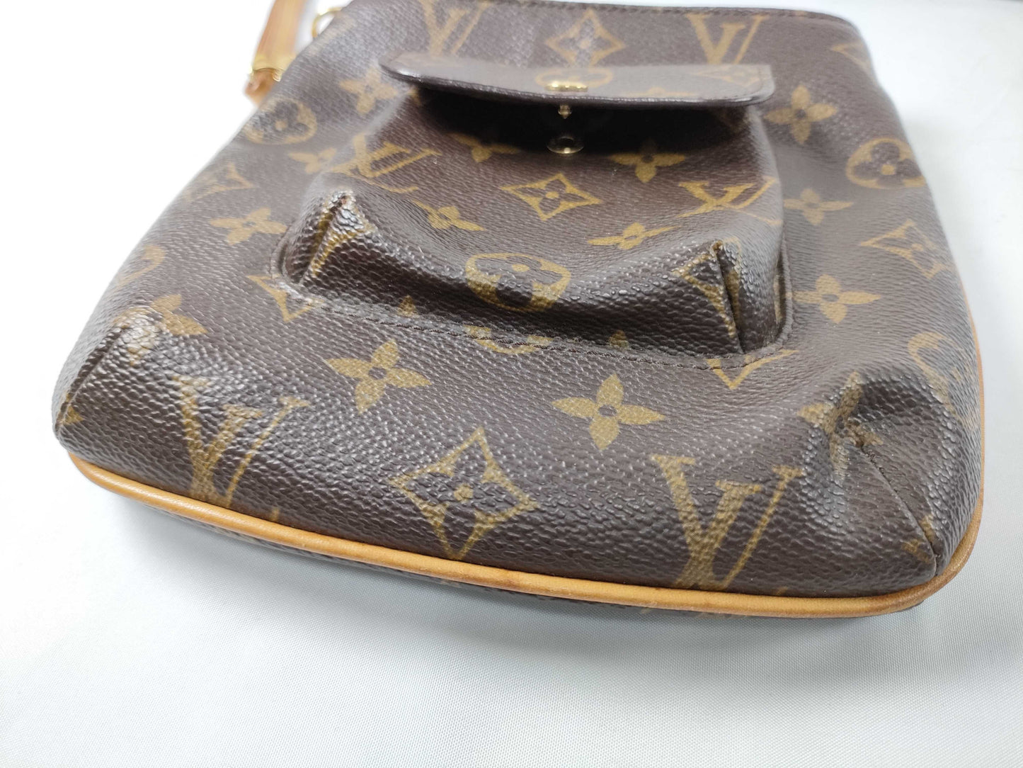 LOUIS VUITTON M 51901 Monogram LV Pouch x 1 Pouch