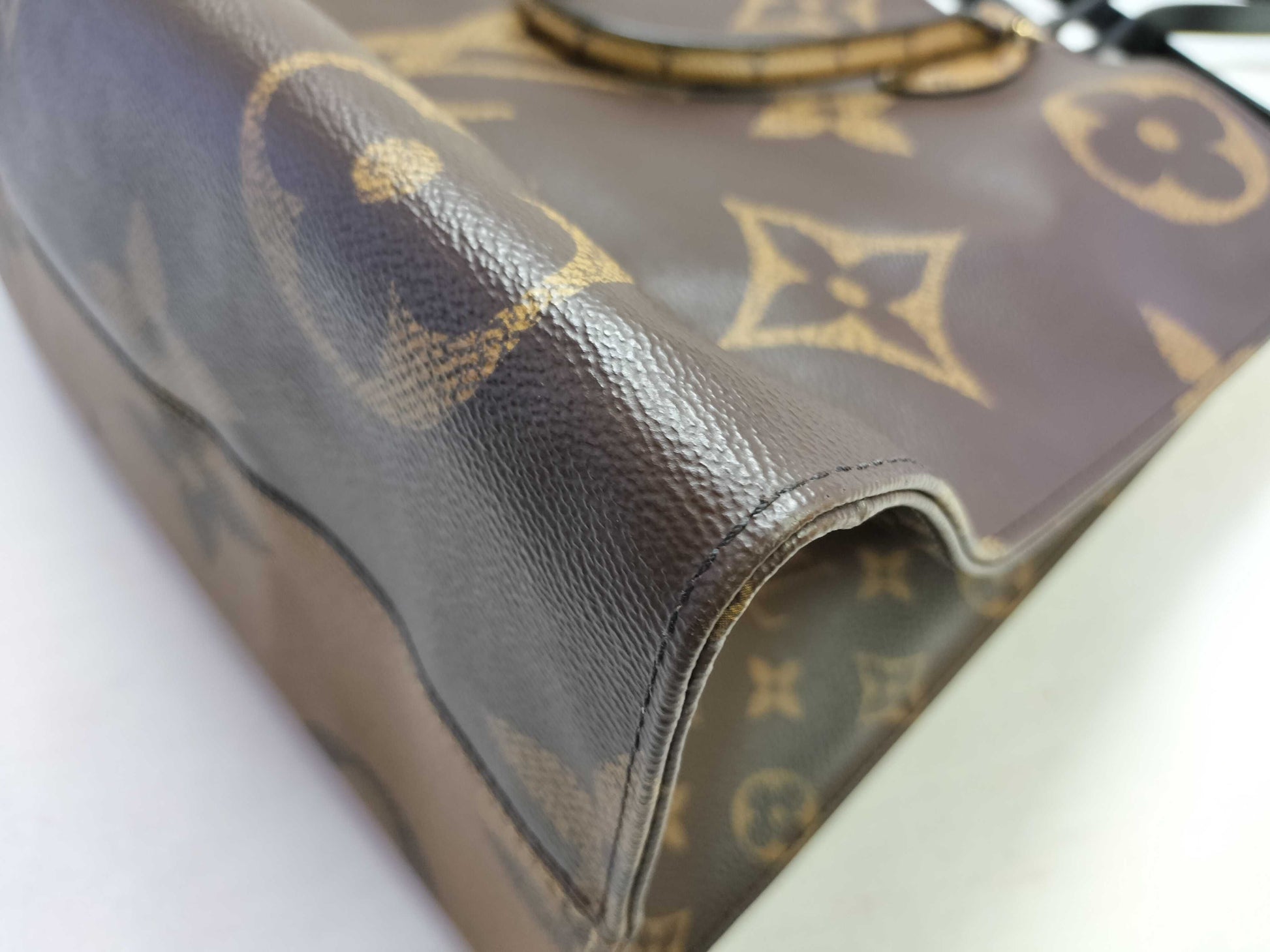 LOUIS VUITTON On the Go GM Monogram Monogram Giant M44576 Tote Bag
