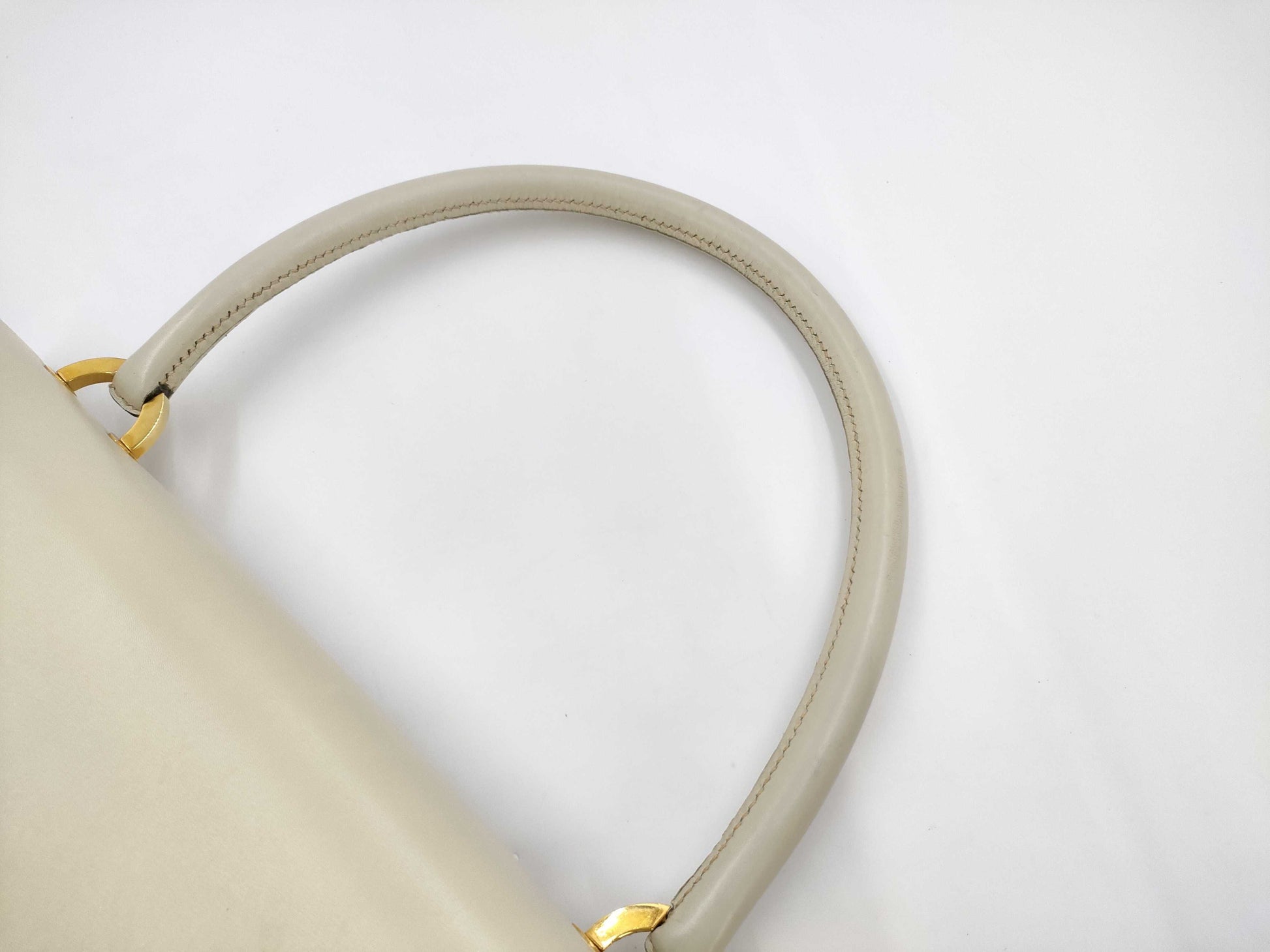 HERMES Ring Do Leather Handbag