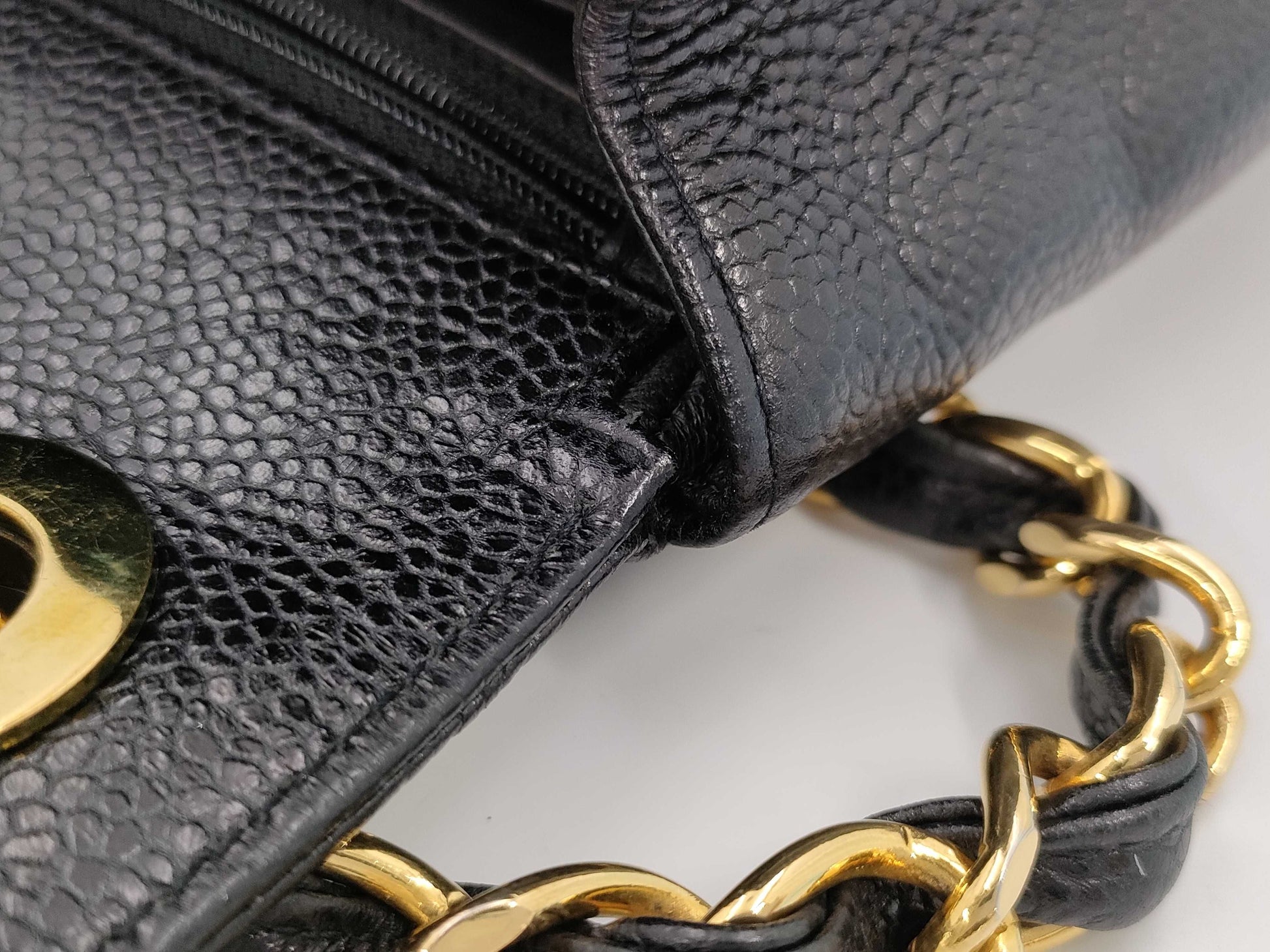 CHANEL Mademoiselle Chain Shoulder Bag with Caviar Skin