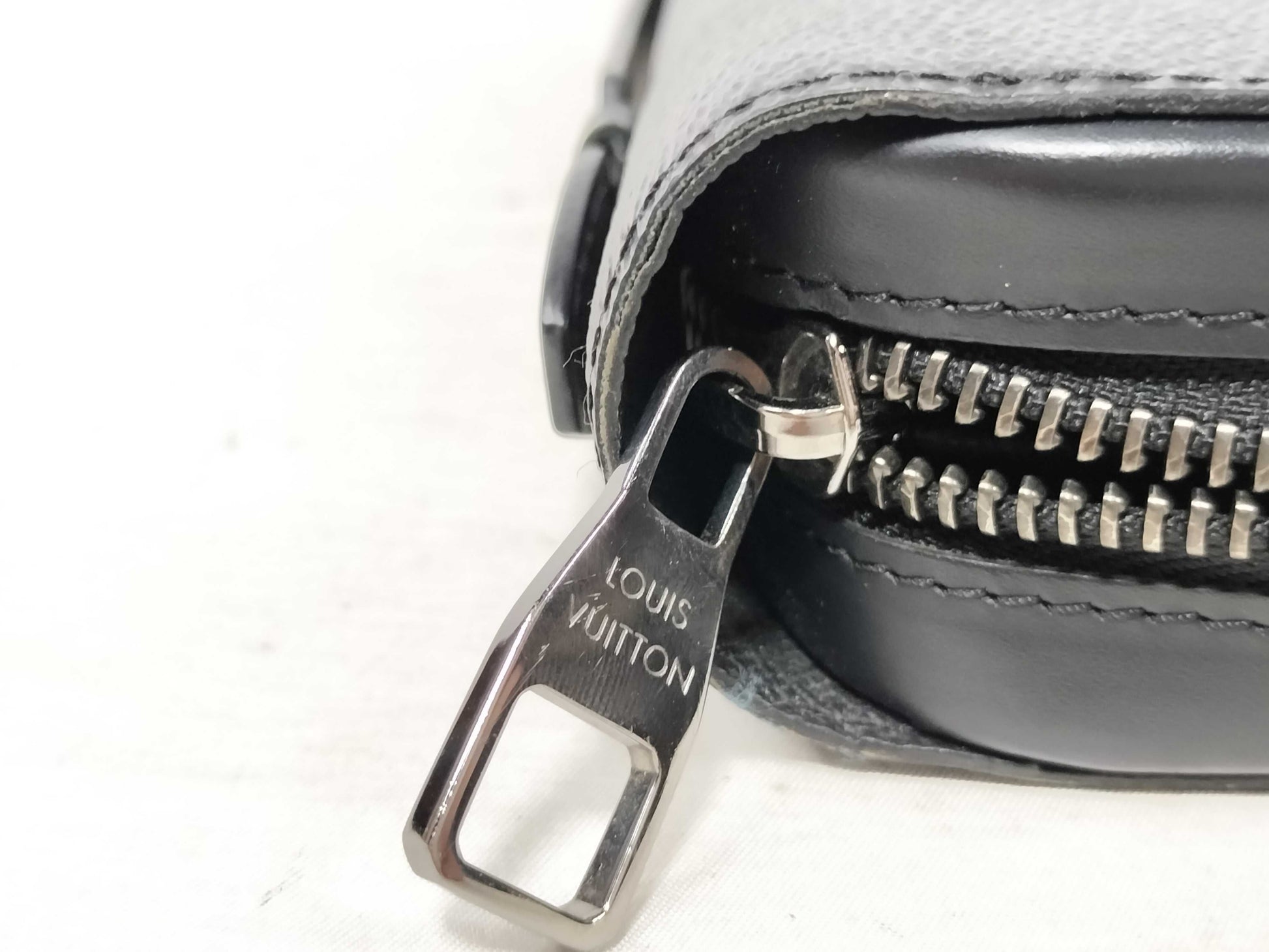 LOUIS VUITTON M61698 Monogram Eclipse Zippy XL M61698 CA3199 Wallet/Second Bag