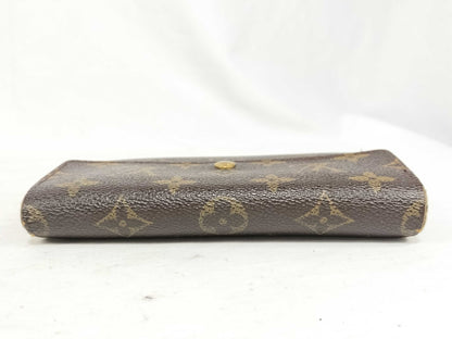 LOUIS VUITTON Monogram LOUIS VUITTON Wallet Monogram Wallet
