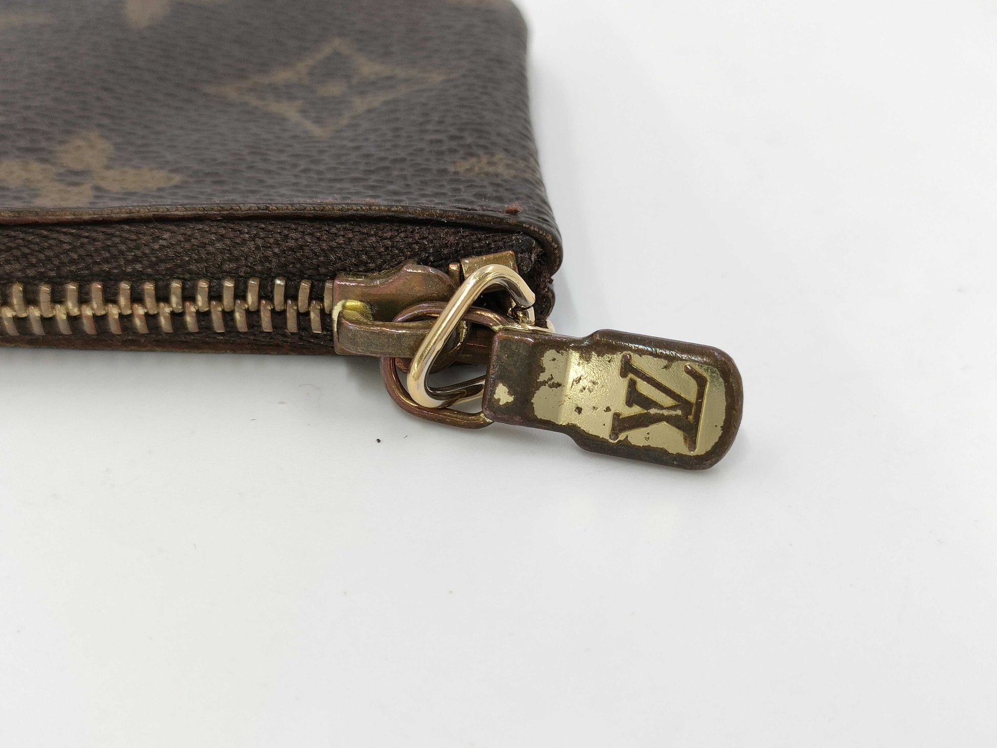 LOUIS VUITTON Monogram Pochette Cle M62650/CA0060 Coin Case