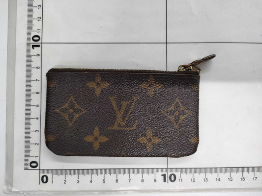 LOUIS VUITTON Monogram Pochette Cle M62650/CA0060 Coin Case