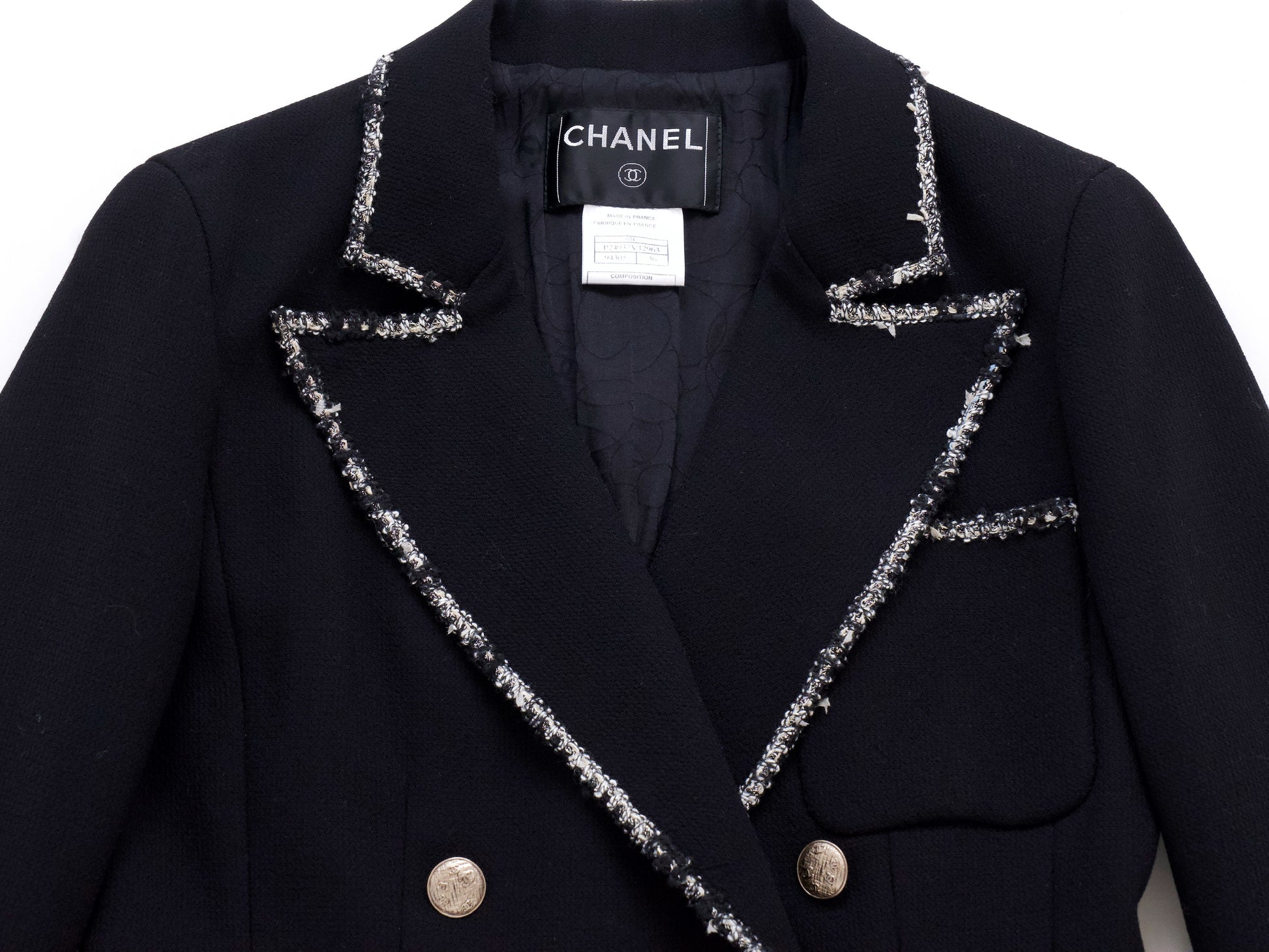 CHANEL 05C Trimmed Double Tweed Jacket, Size 36, Black, Anne Hathaway Jacket