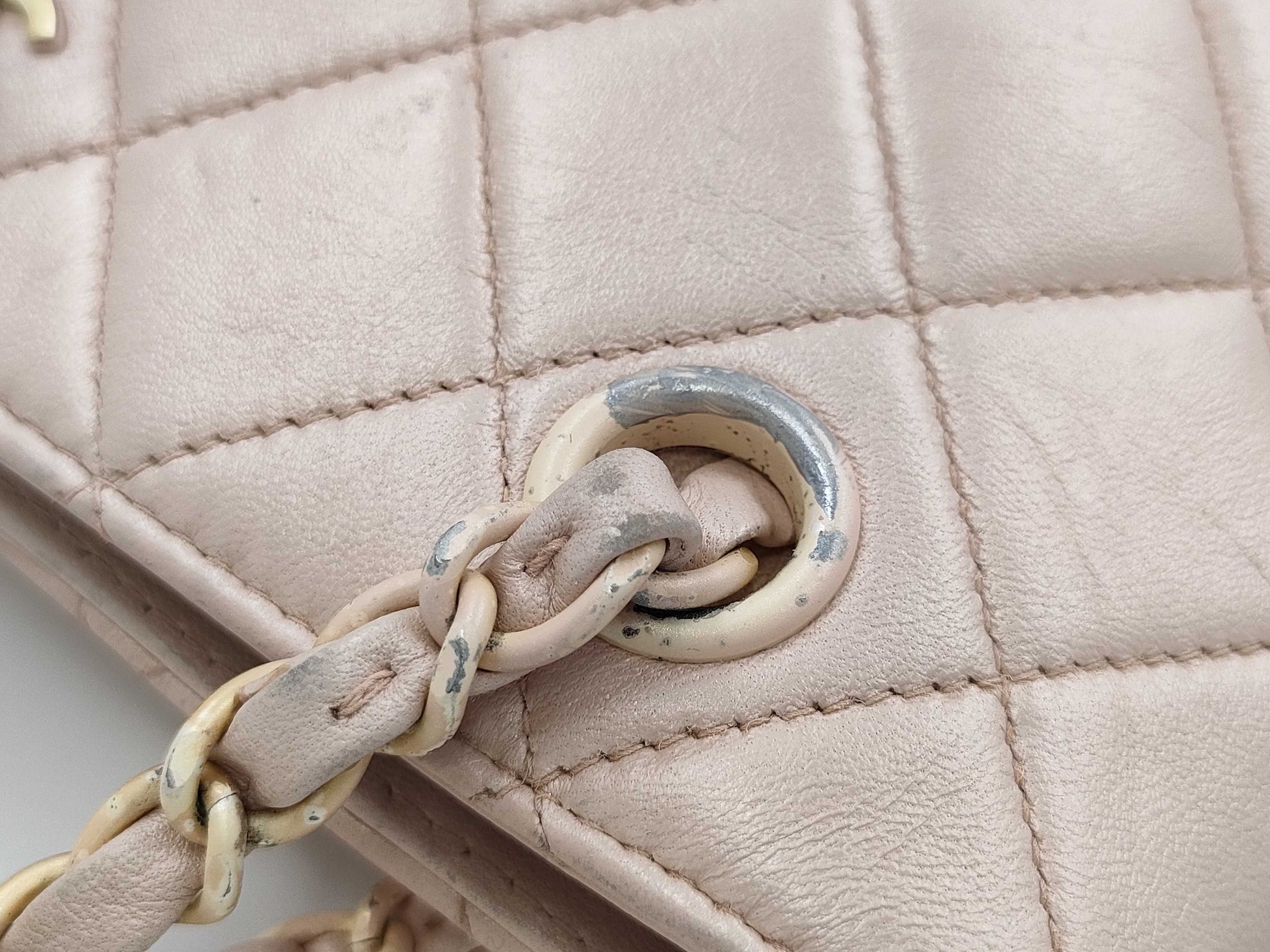 CHANEL Matelasse Pink Chain Coco Mark Handbag