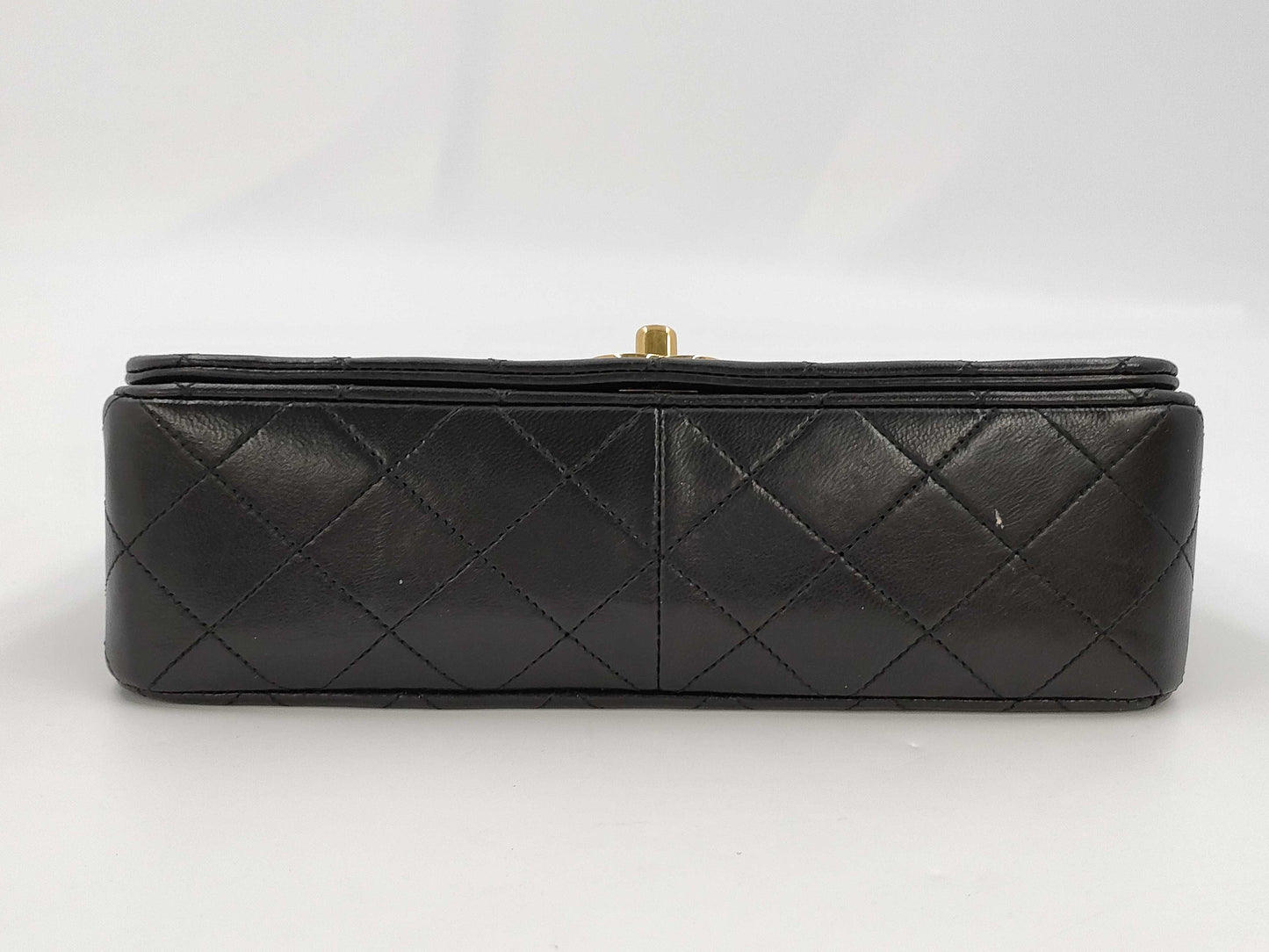 CHANEL Full Flap Matelasse Chain Shoulder Bag Lamb Shoulder Bag