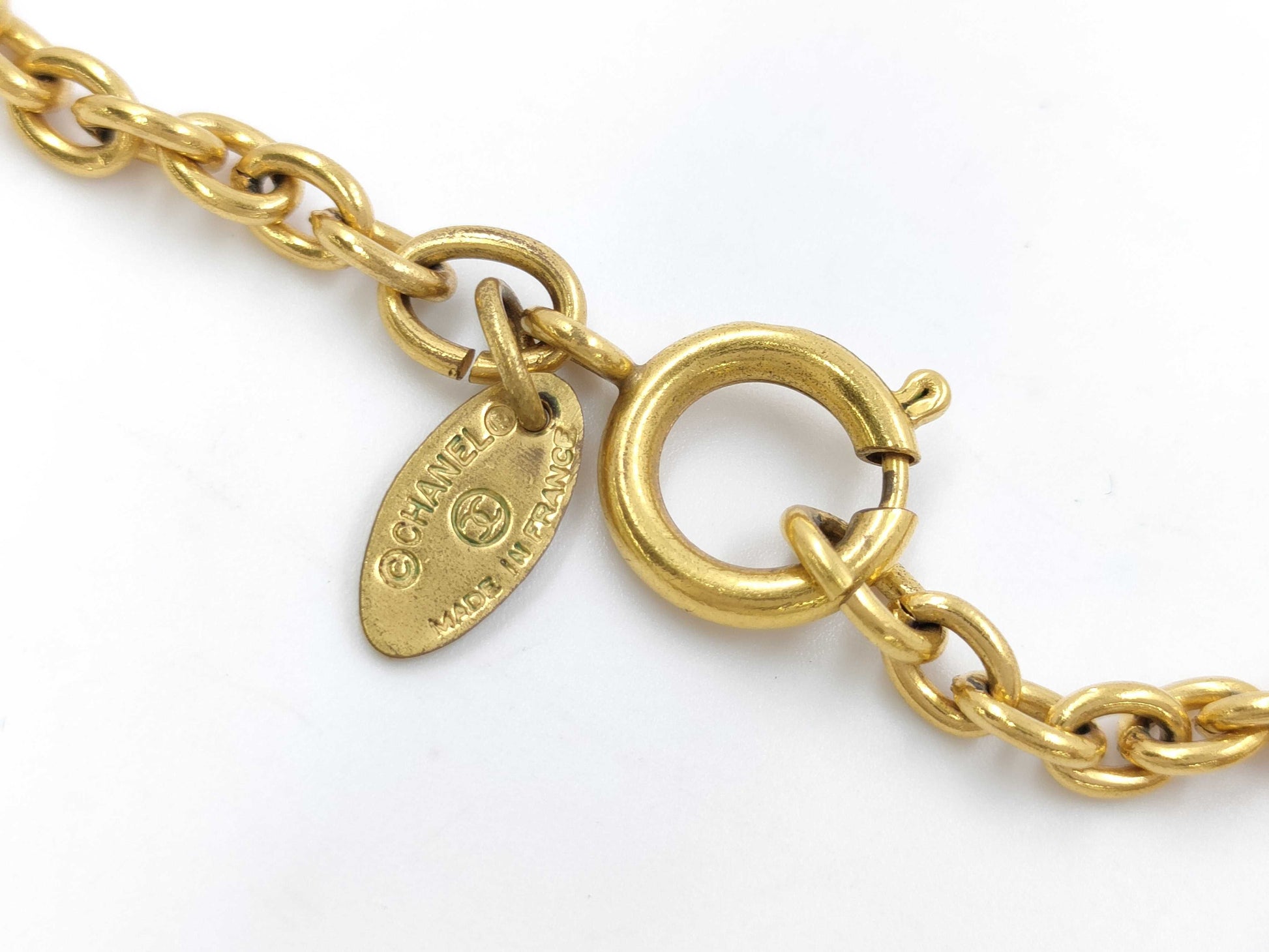 CHANEL Coco Matelasse Chain Necklace