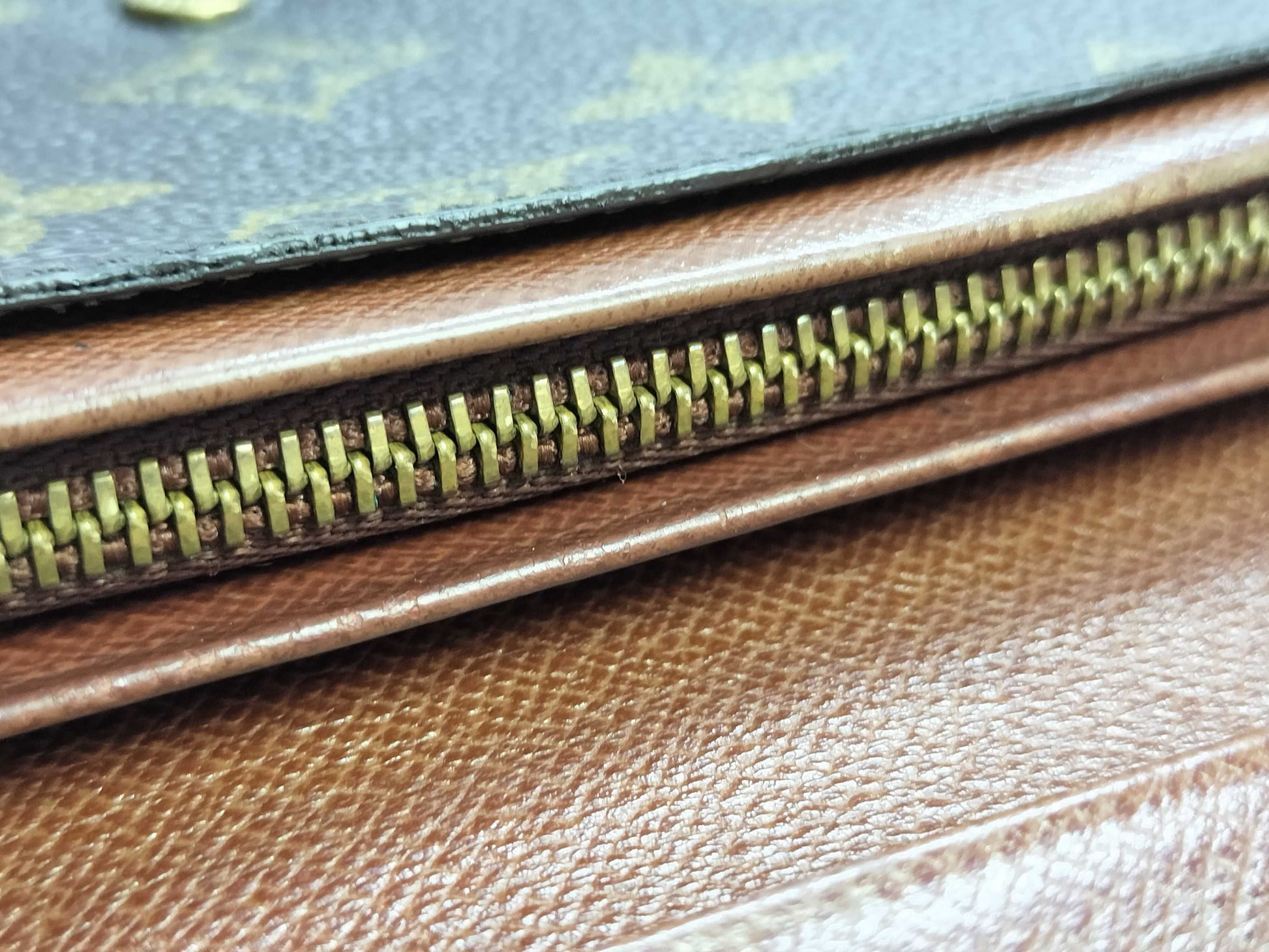 LOUIS VUITTON Monogram Louis Vuitton Monogram M61730 Porte-Monoviet-Tresor Wallet