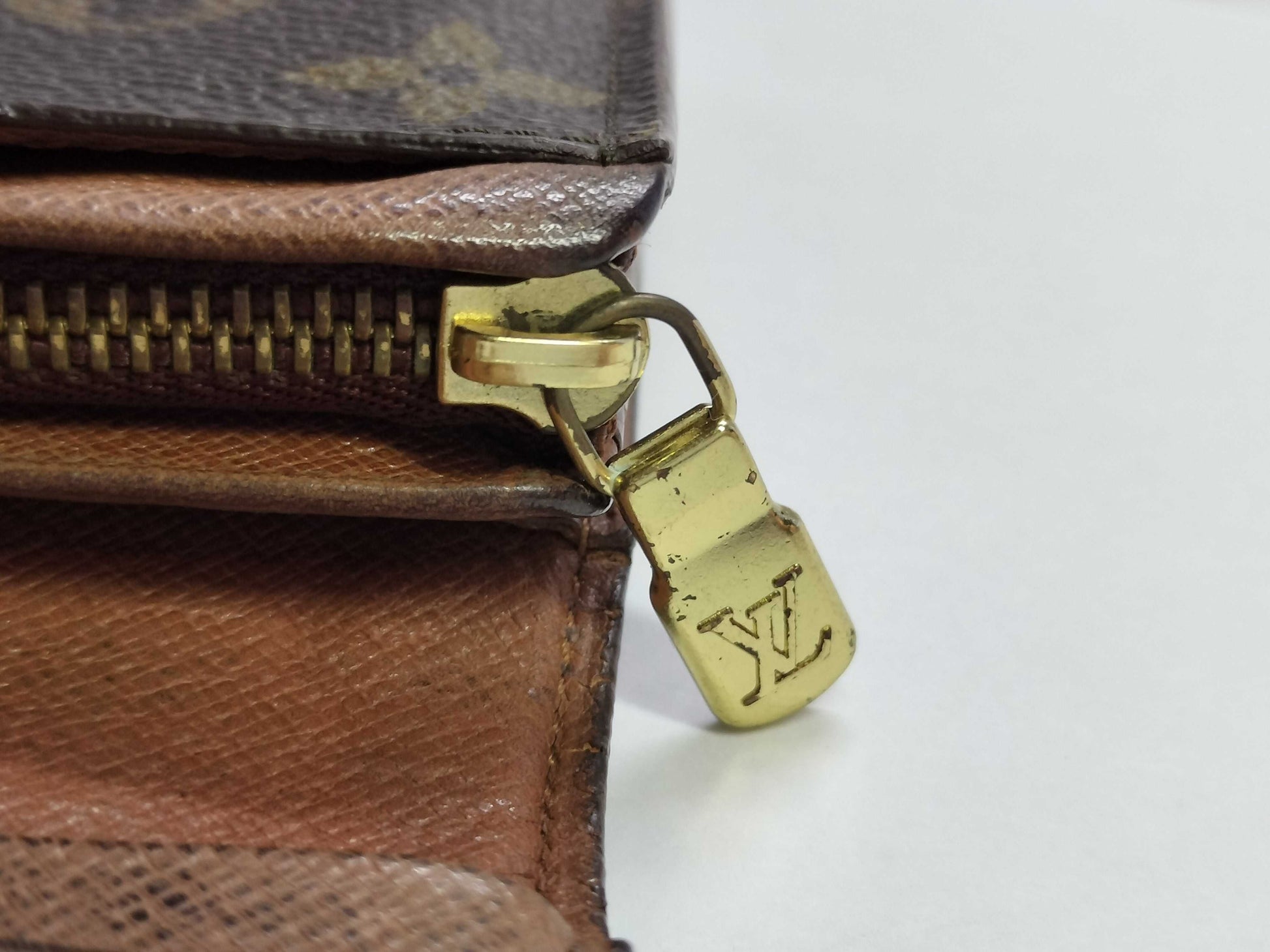 LOUIS VUITTON Monogram Louis Vuitton Monogram M61730 Porte-Monoviet-Tresor Wallet