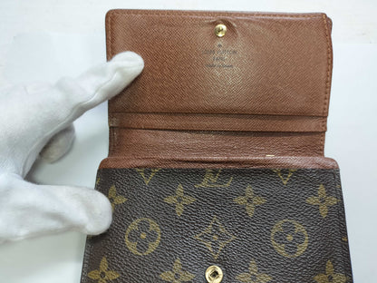 LOUIS VUITTON Monogram Louis Vuitton Monogram M61730 Porte-Monoviet-Tresor Wallet