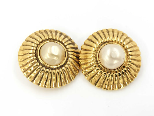 CHANEL Faux Pearl Round Earrings