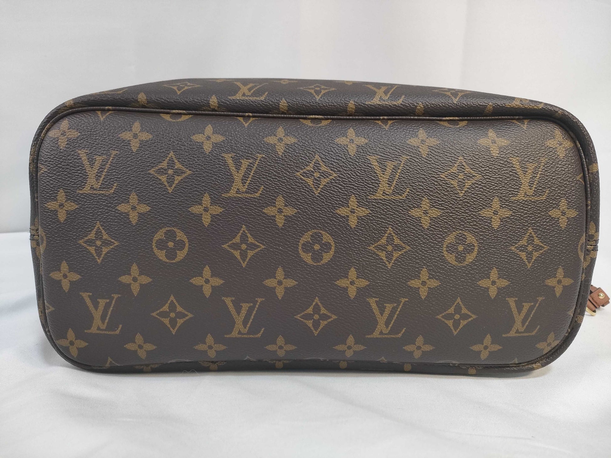 LOUIS VUITTON M12061 Monogram Reusable Neverfull Inside-Out MM Tote Bag with RFID Pouch