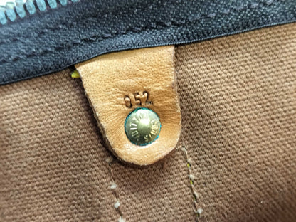 LOUIS VUITTON Monogram Louis Vuitton Keepall Bag Boston Bag