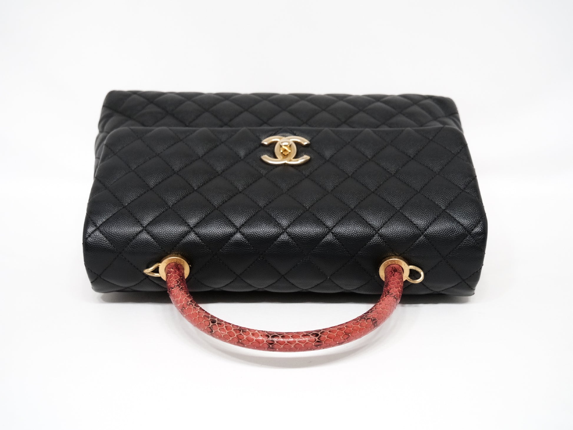 CHANEL Coco Handle 33 M Caviar and Python 2-Way Handbag Black with Gold Hardware 26201895 26 Series Handbag