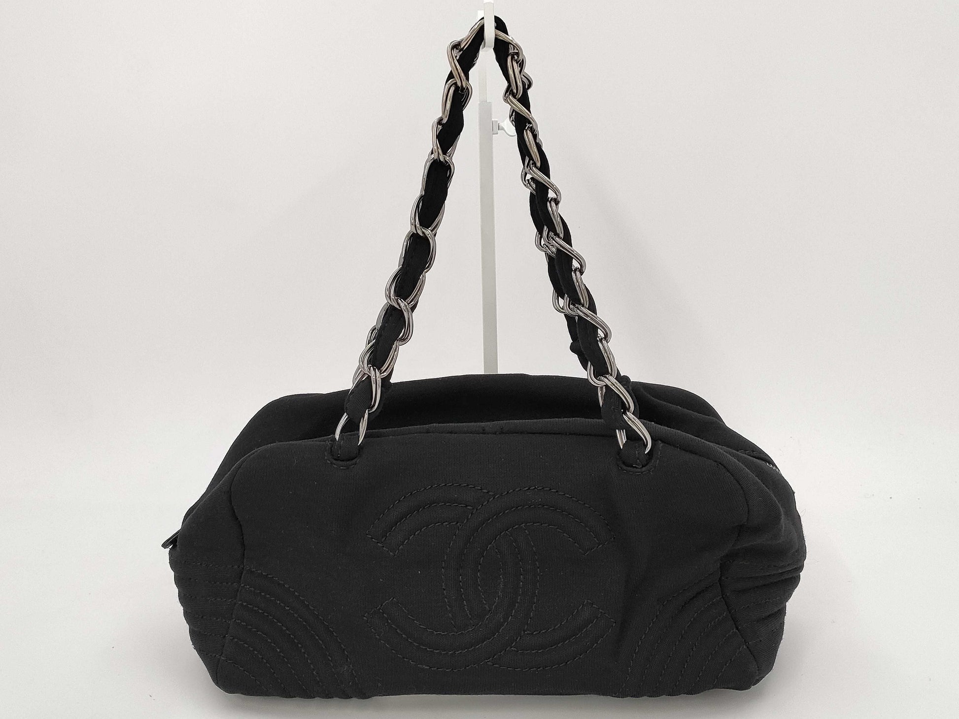 CHANEL Chanel Coco Mark Caviar Skin Shoulder bag Red Gold Metal Fittings Shoulder bag