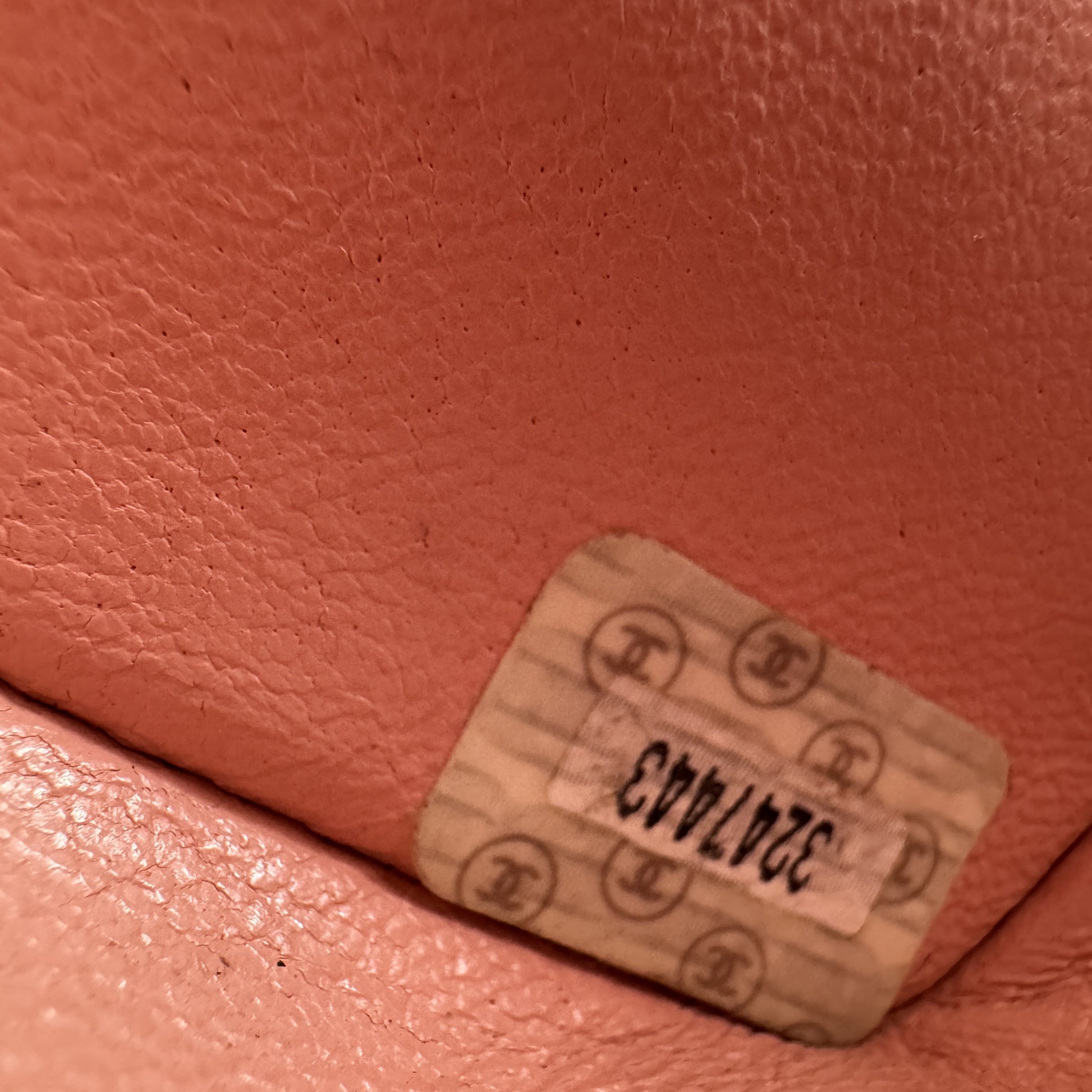 CHANEL Diana Matelasse 25 Chain Caviar Skin Pink Shoulder Bag