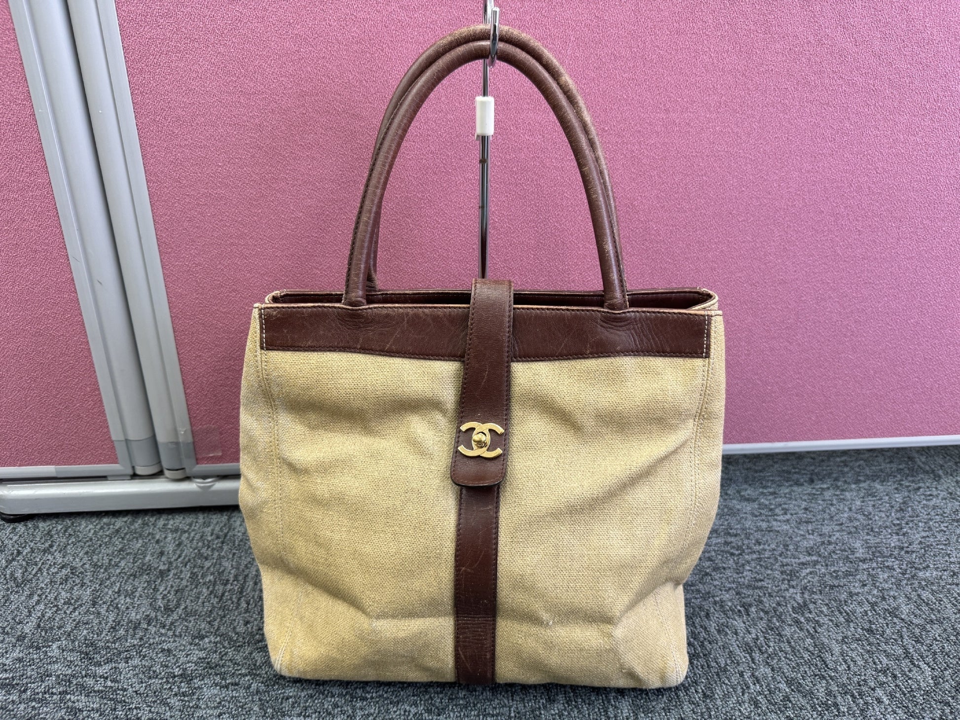 CHANEL Turn Lock Handbag