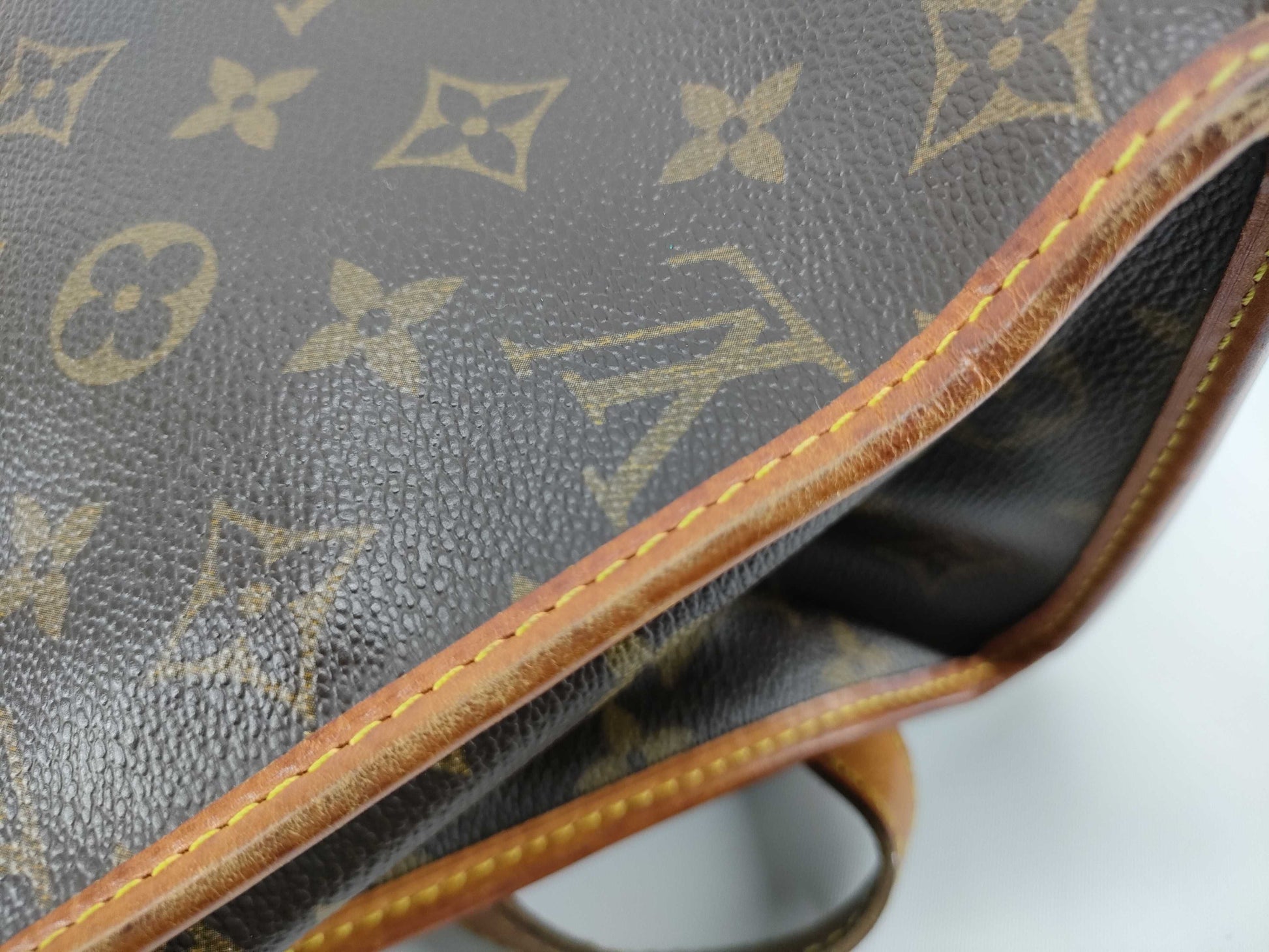 LOUIS VUITTON M40007 Monogram LOUIS VUITTON Popincourt Handbag FL0055