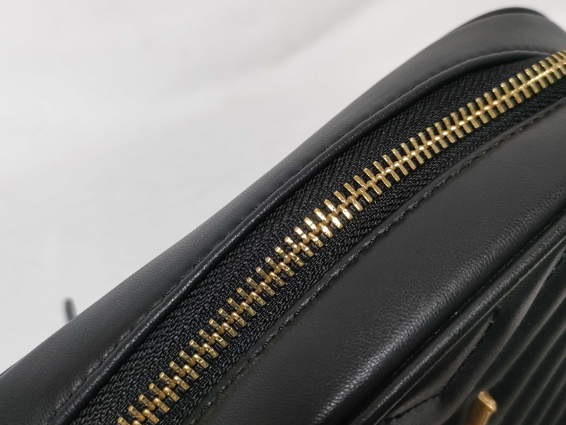 SAINT LAURENT YSL Yves Saint Laurent Camera Bag Shoulder Bag