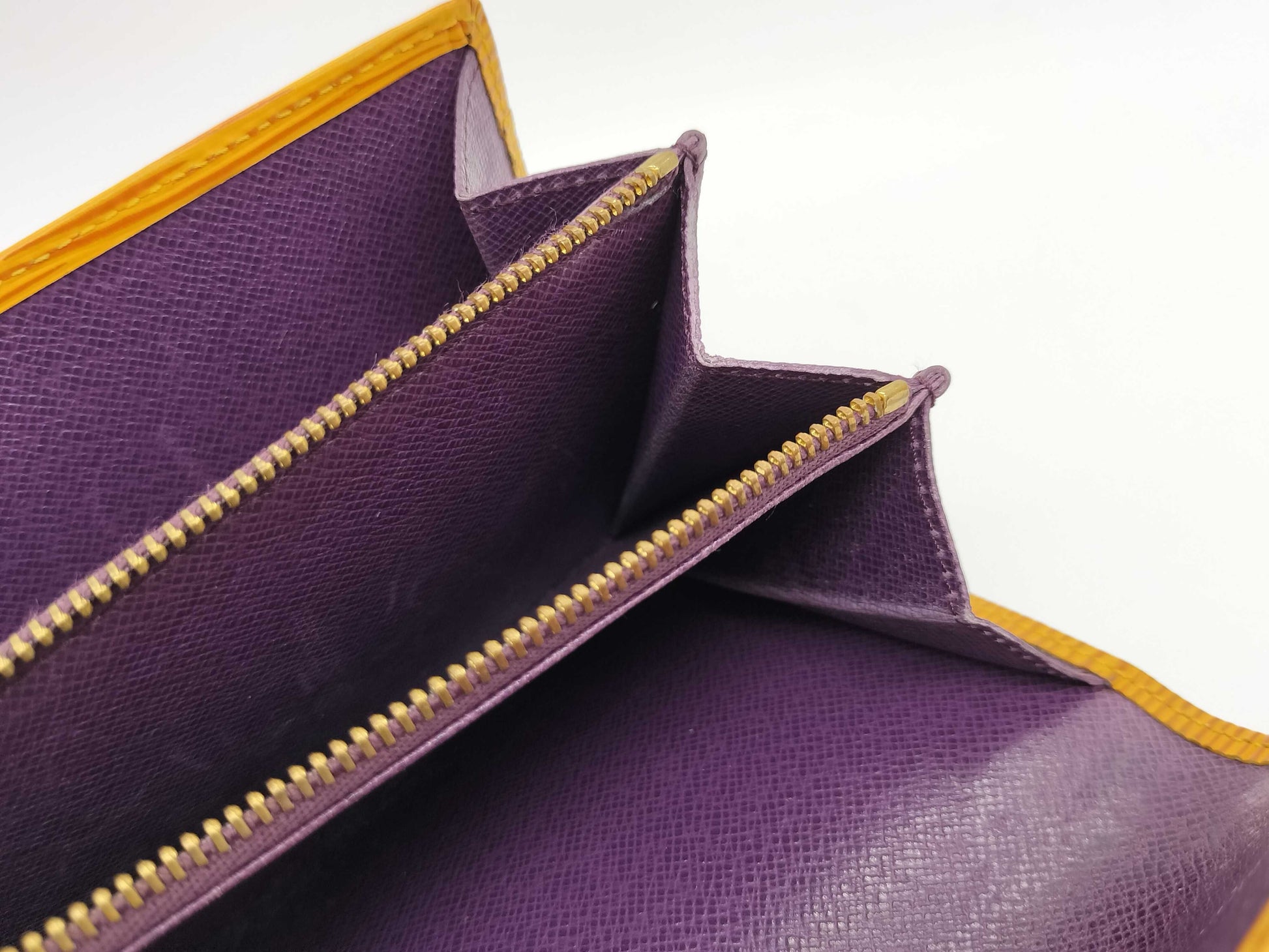 LOUIS VUITTON M63579 Epi Louis Vuitton Epi Long Wallet CA1926 Wallet