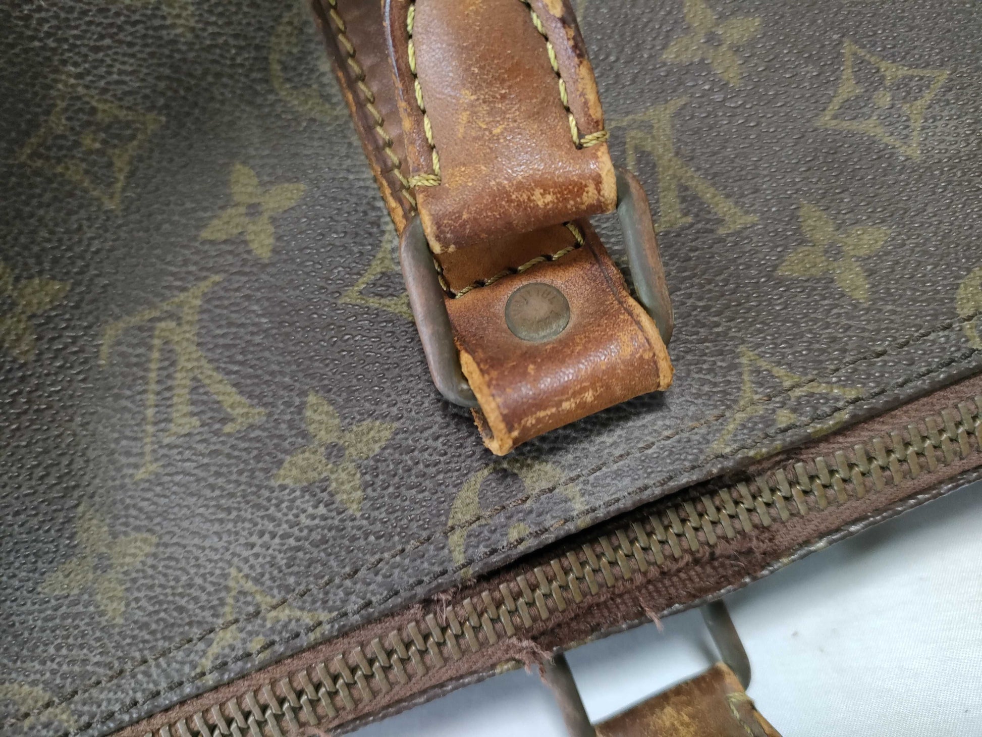 LOUIS VUITTON M41426 Monogram LOUIS VUITTON Monogram Keepall Boston Bag
