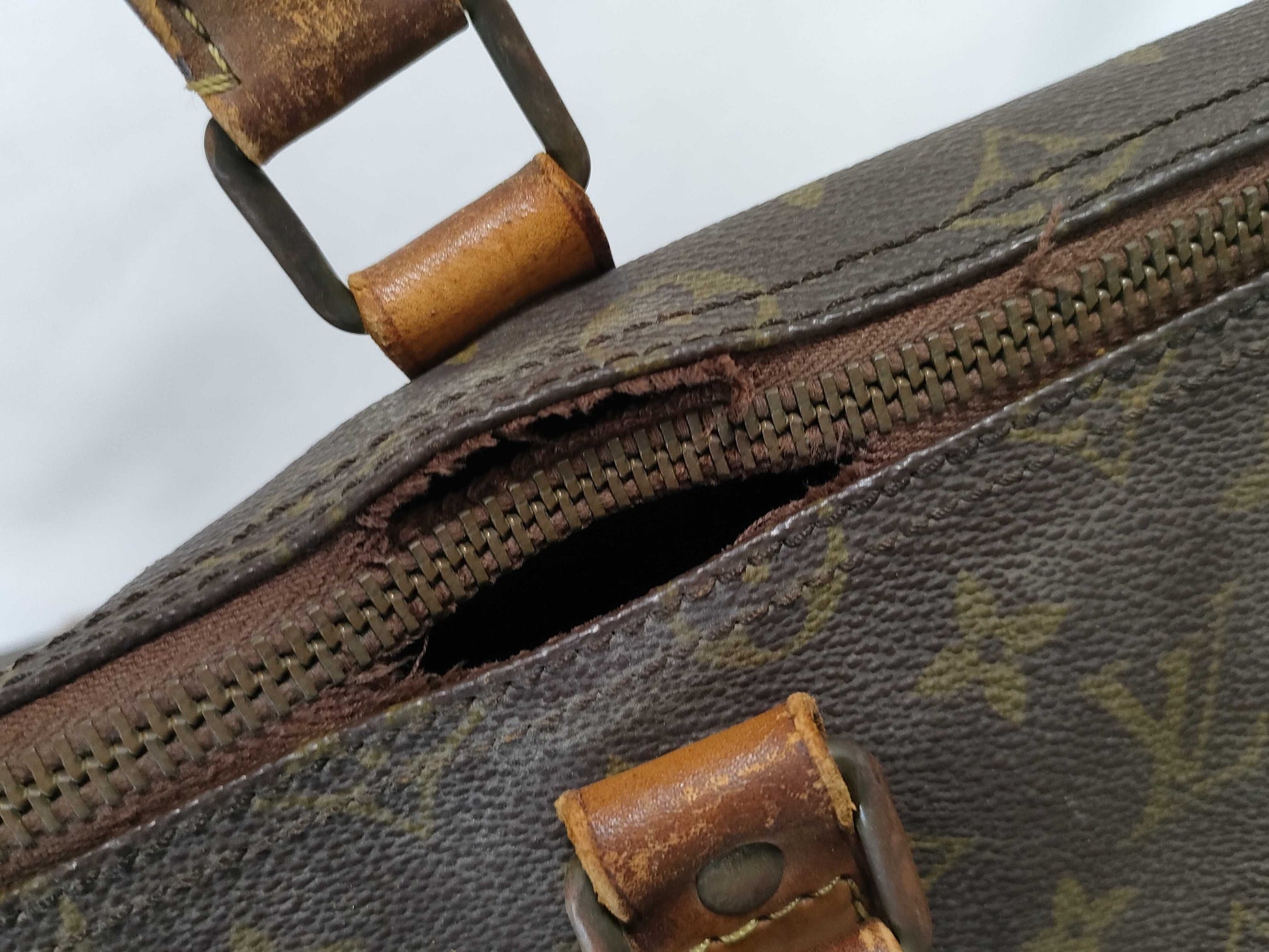 LOUIS VUITTON M41426 Monogram LOUIS VUITTON Monogram Keepall Boston Bag