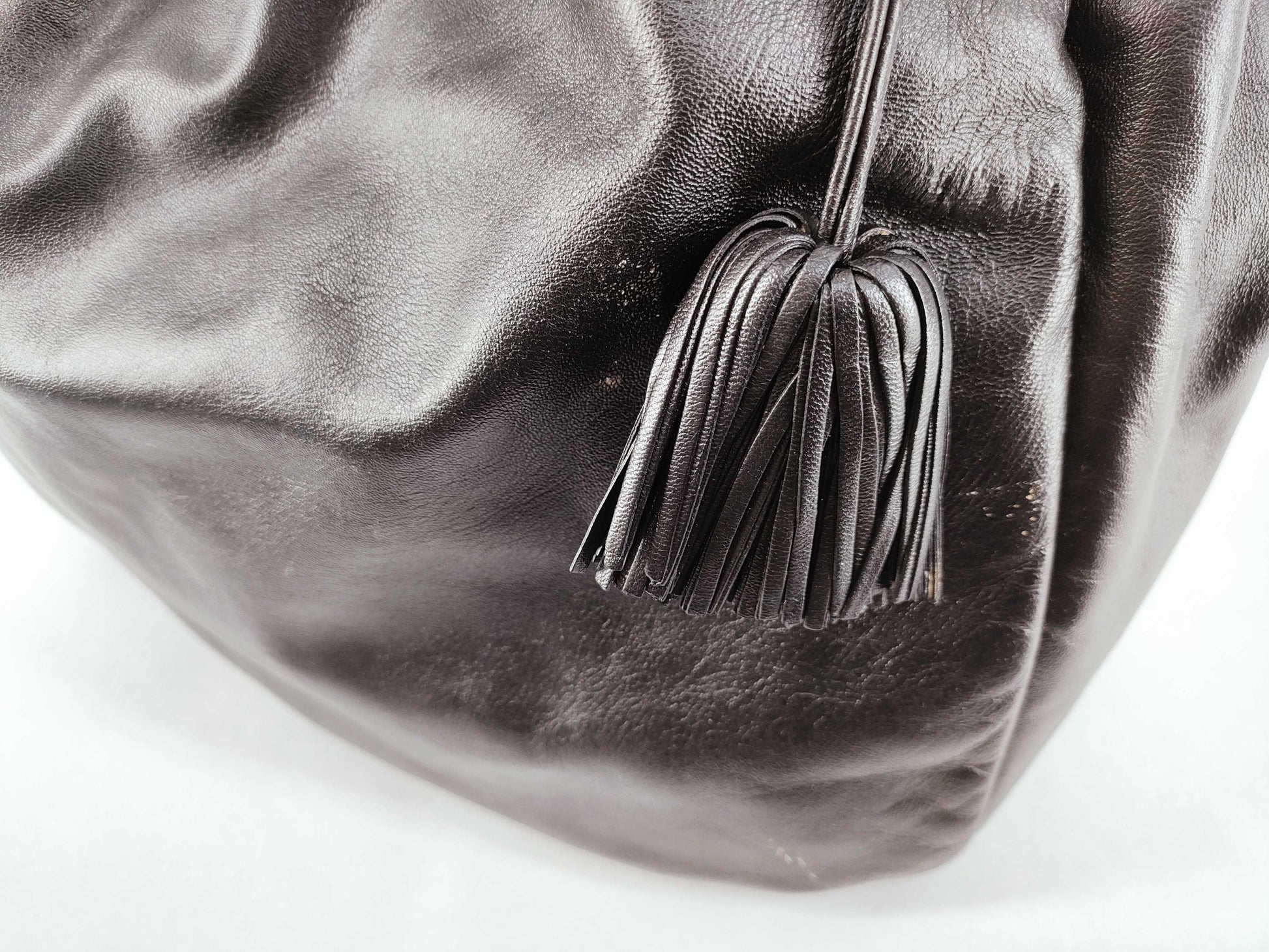 LOEWE Viento Anagram Leather One-Shoulder Bag Tote Bag with Tassel, Black