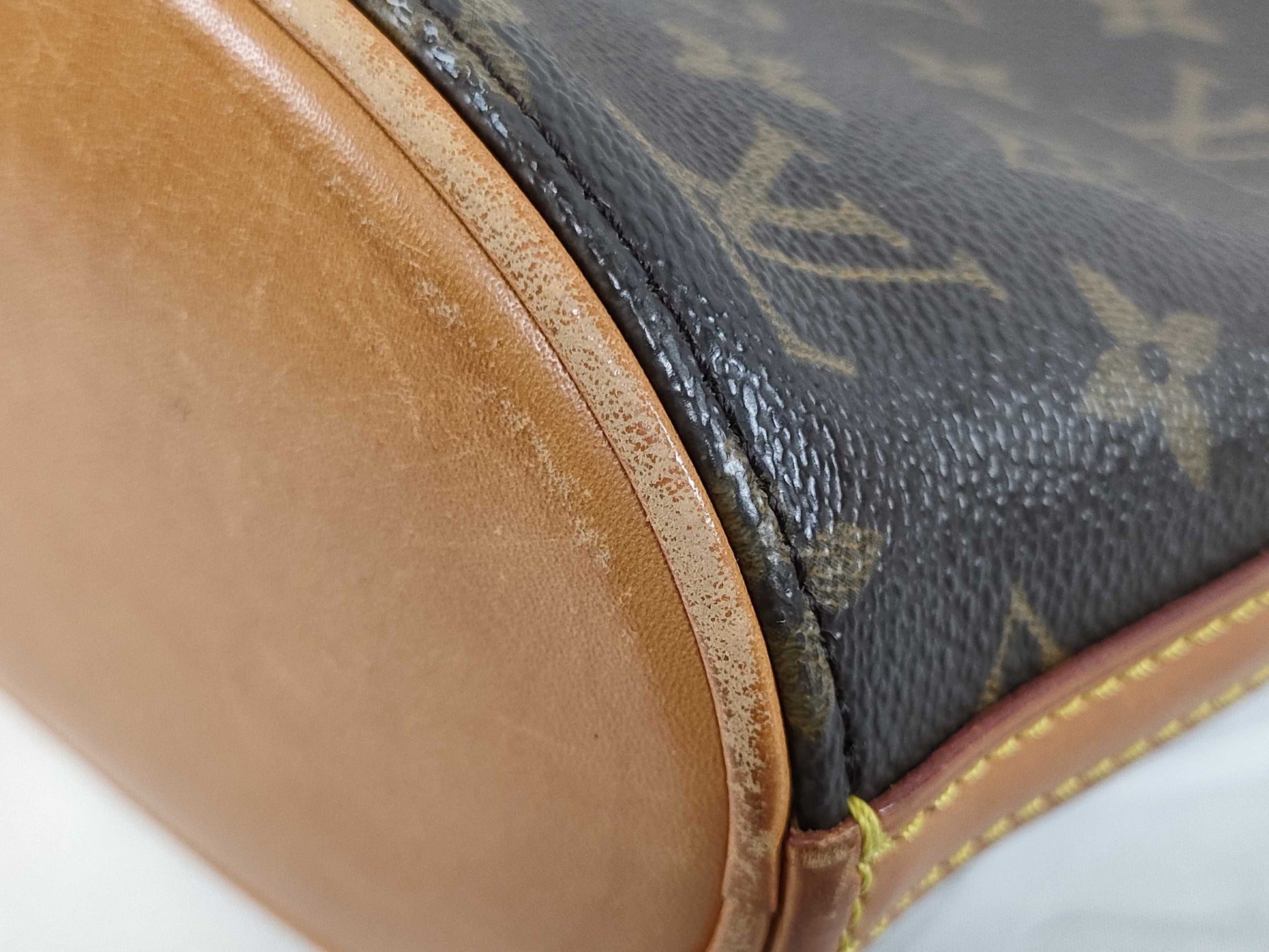LOUIS VUITTON M 51290 Monogram Drouot Shoulder Bag