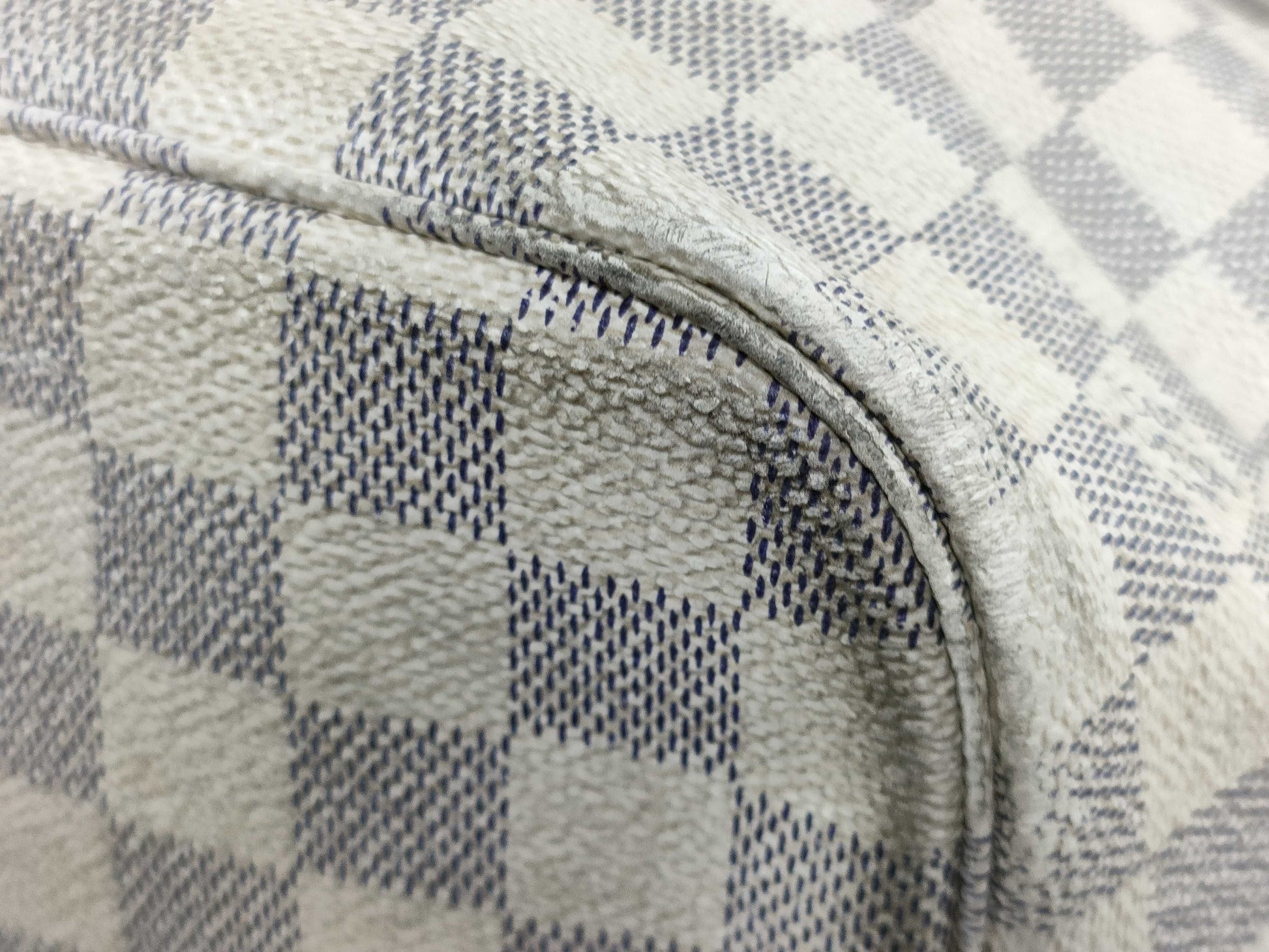 LOUIS VUITTON N 41361 Damier Azur LOUIS VUITTON N51107 Azur Neverfull MM Tote Bag