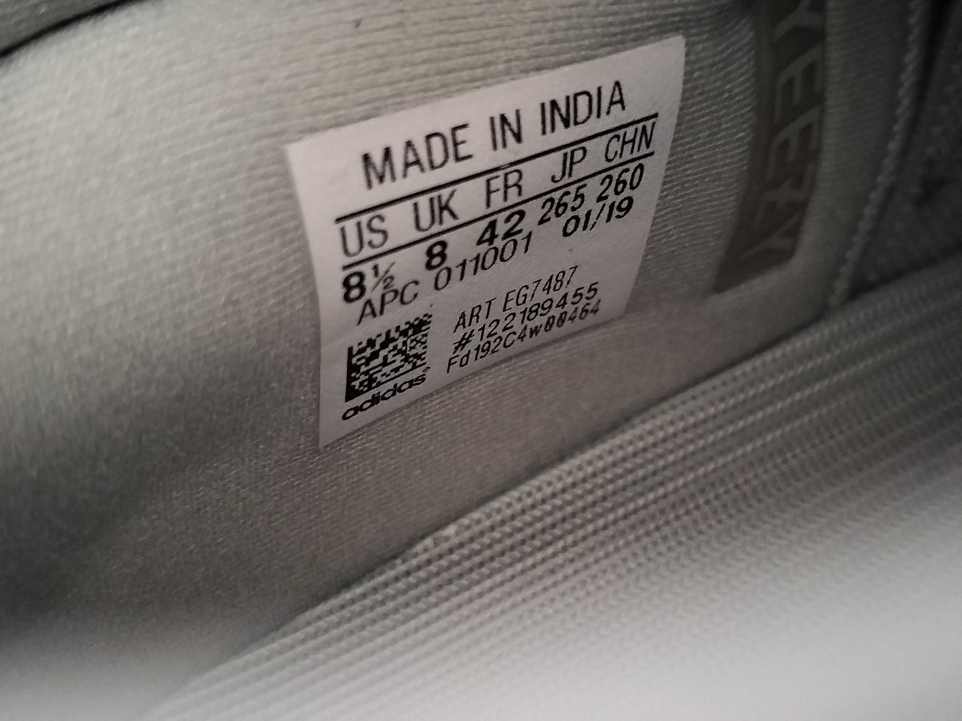 26.5cm adidas YEEZY BOOST 700 26cm Salt Sneakers
