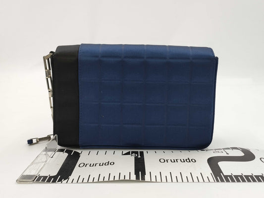 CHANEL Chocolate Bar Blue x Black Nylon Shoulder Bag