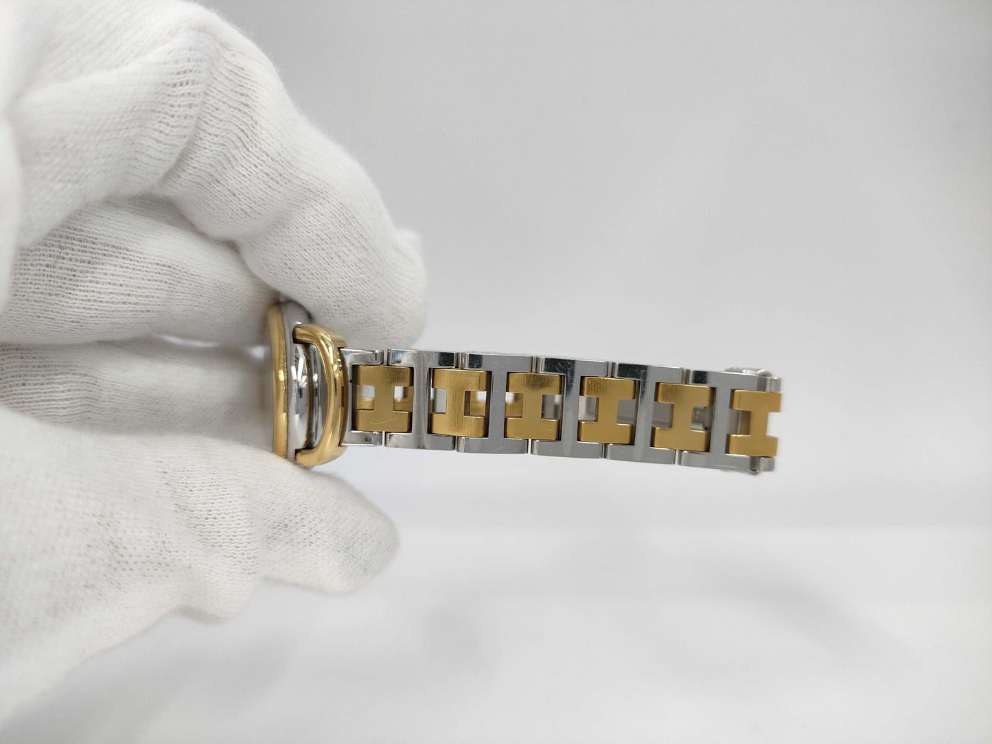 HERMES Pullman PU2.240 1031460 Quartz Women's Watch with Defective Daily Accuracy