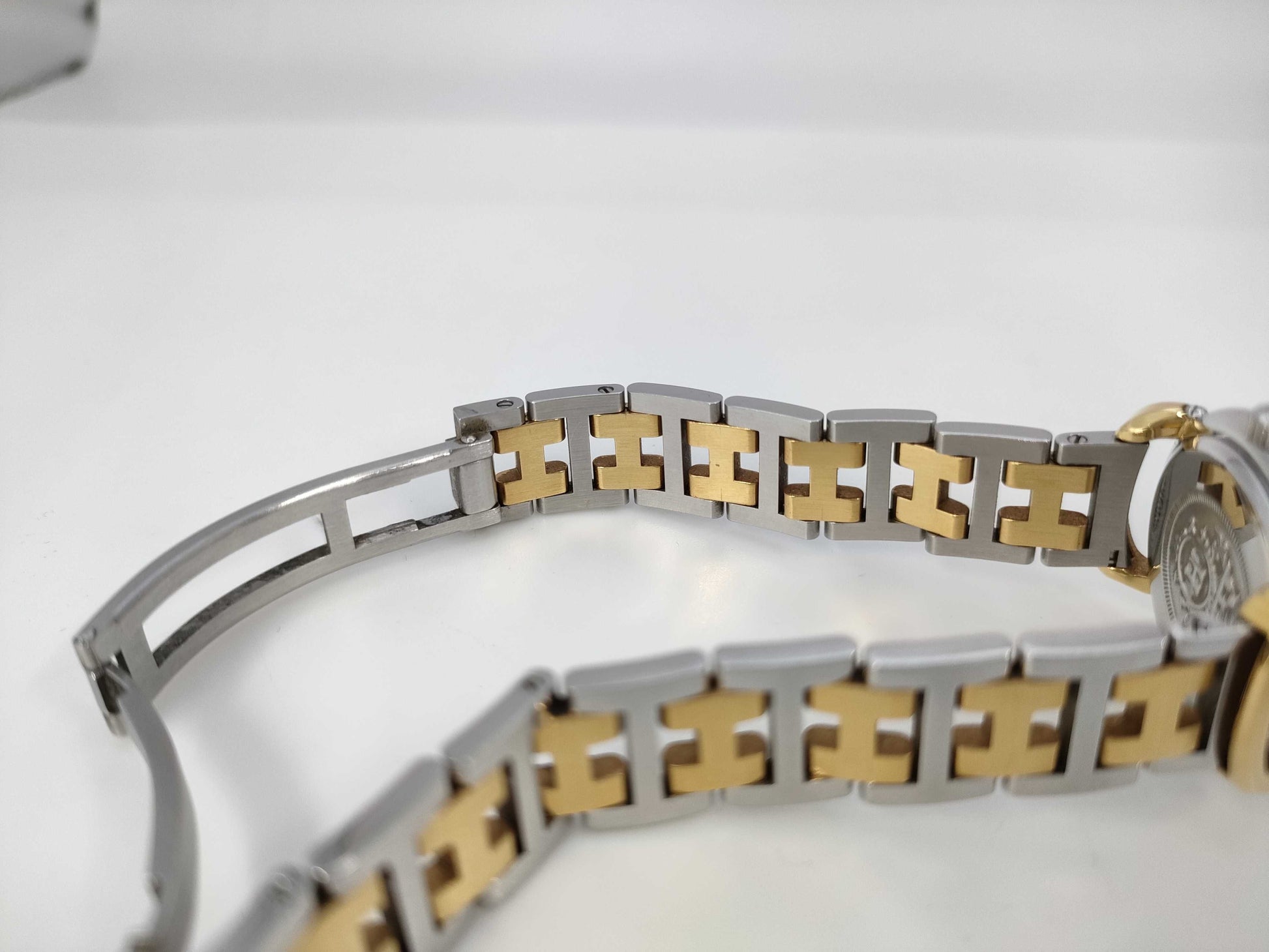 HERMES Pullman PU2.240 1031460 Quartz Women's Watch with Defective Daily Accuracy