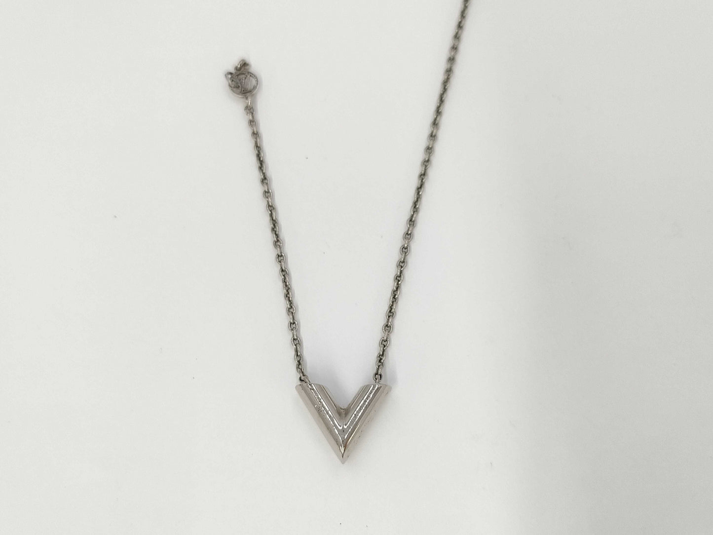 LOUIS VUITTON Louis Vuitton necklace