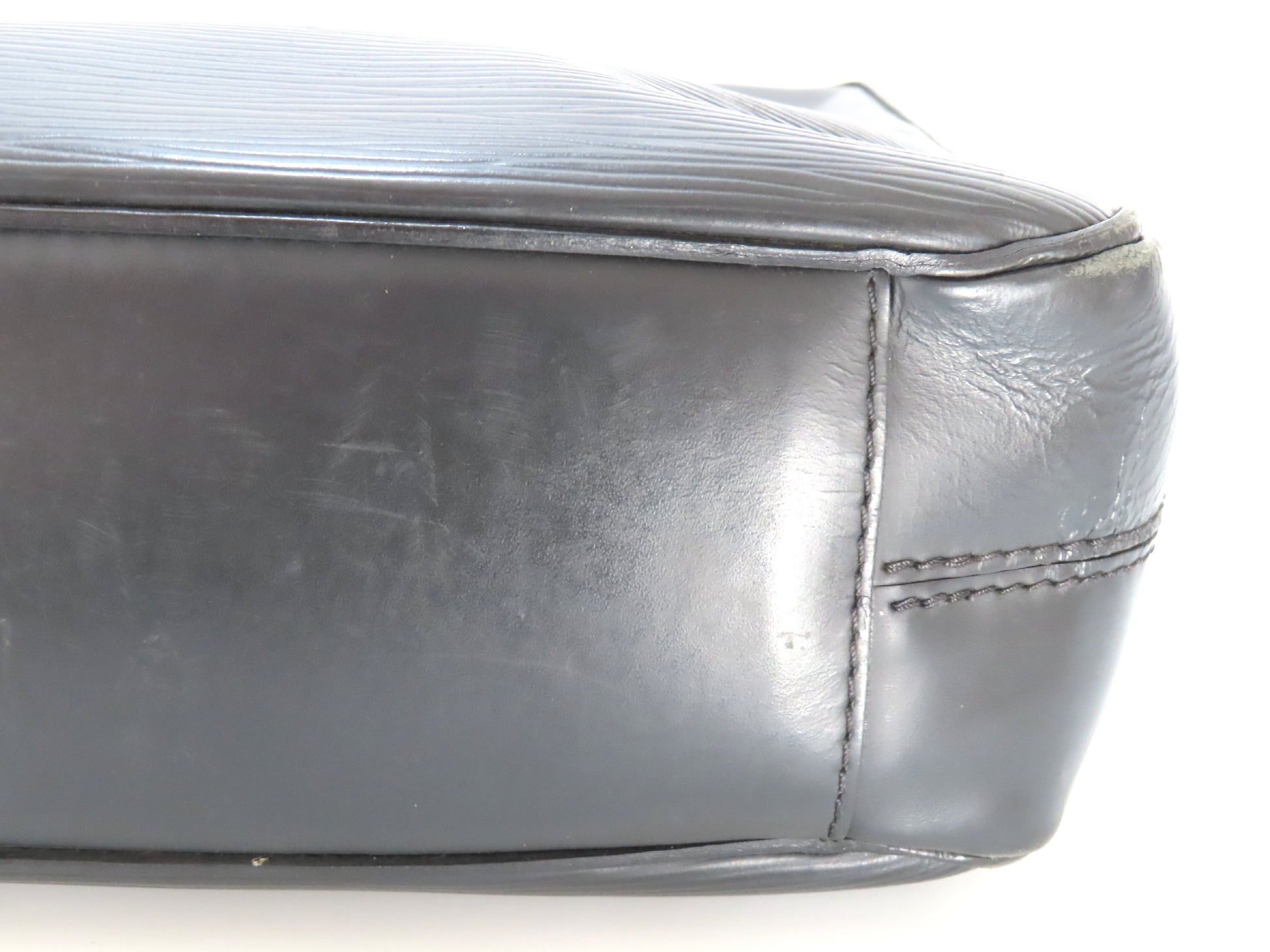 LOUIS VUITTON Epi LV Bag Epi Black Business Bag