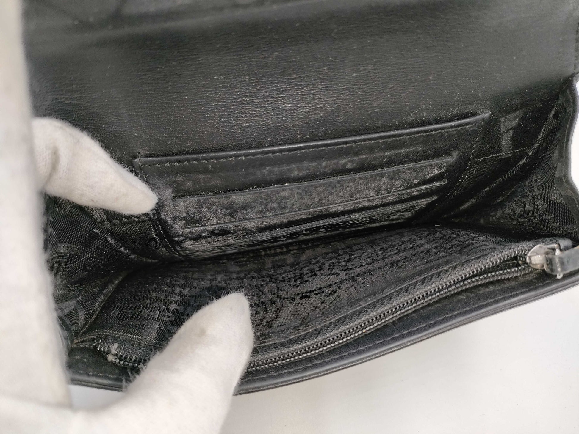 CHANEL CHANEL wallet wallet