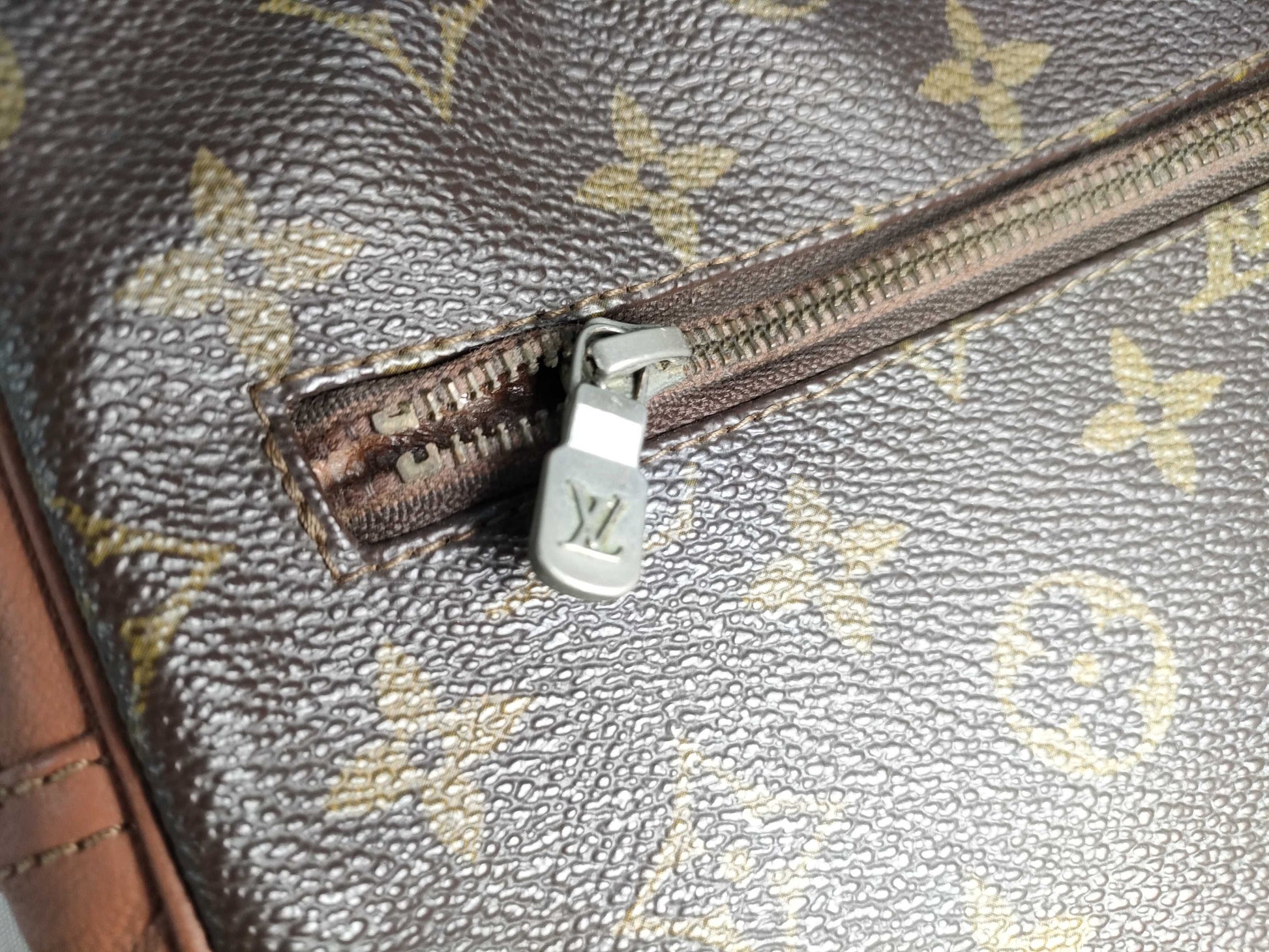LOUIS VUITTON Monogram LV x 1 Second Bag