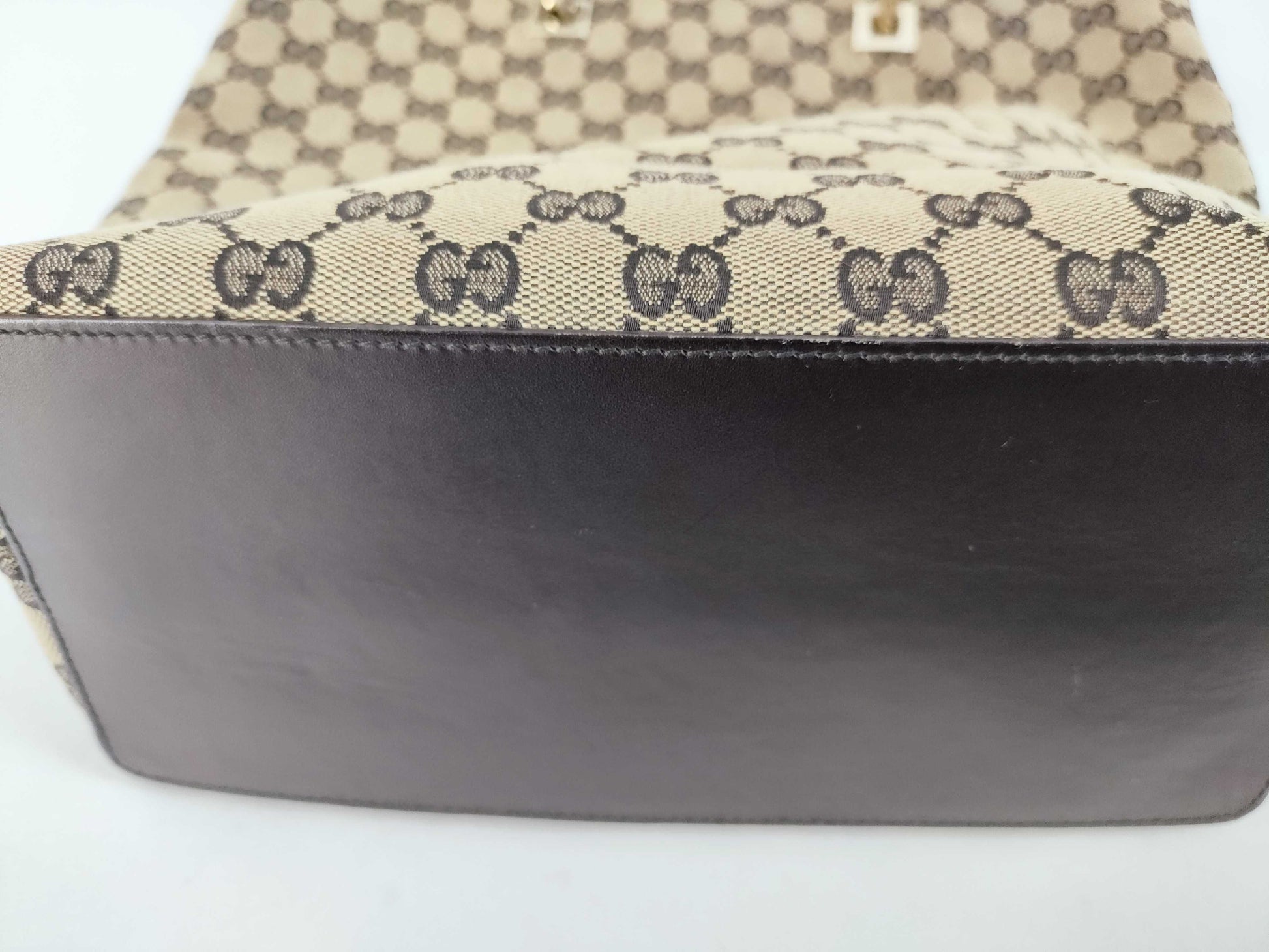 GUCCI GG Canvas Tote Bag