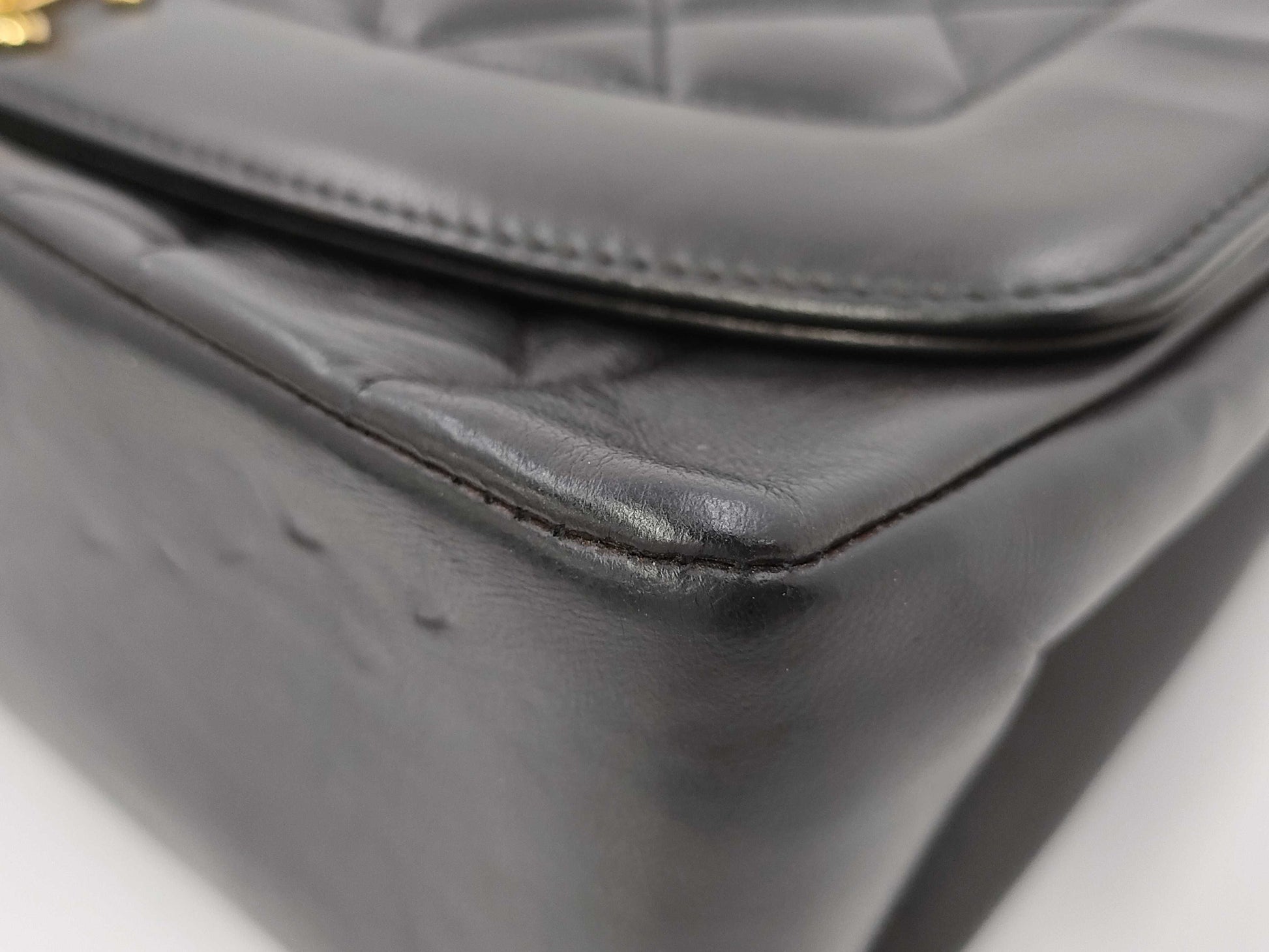 CHANEL Diana 25 Lamb Shoulder Bag