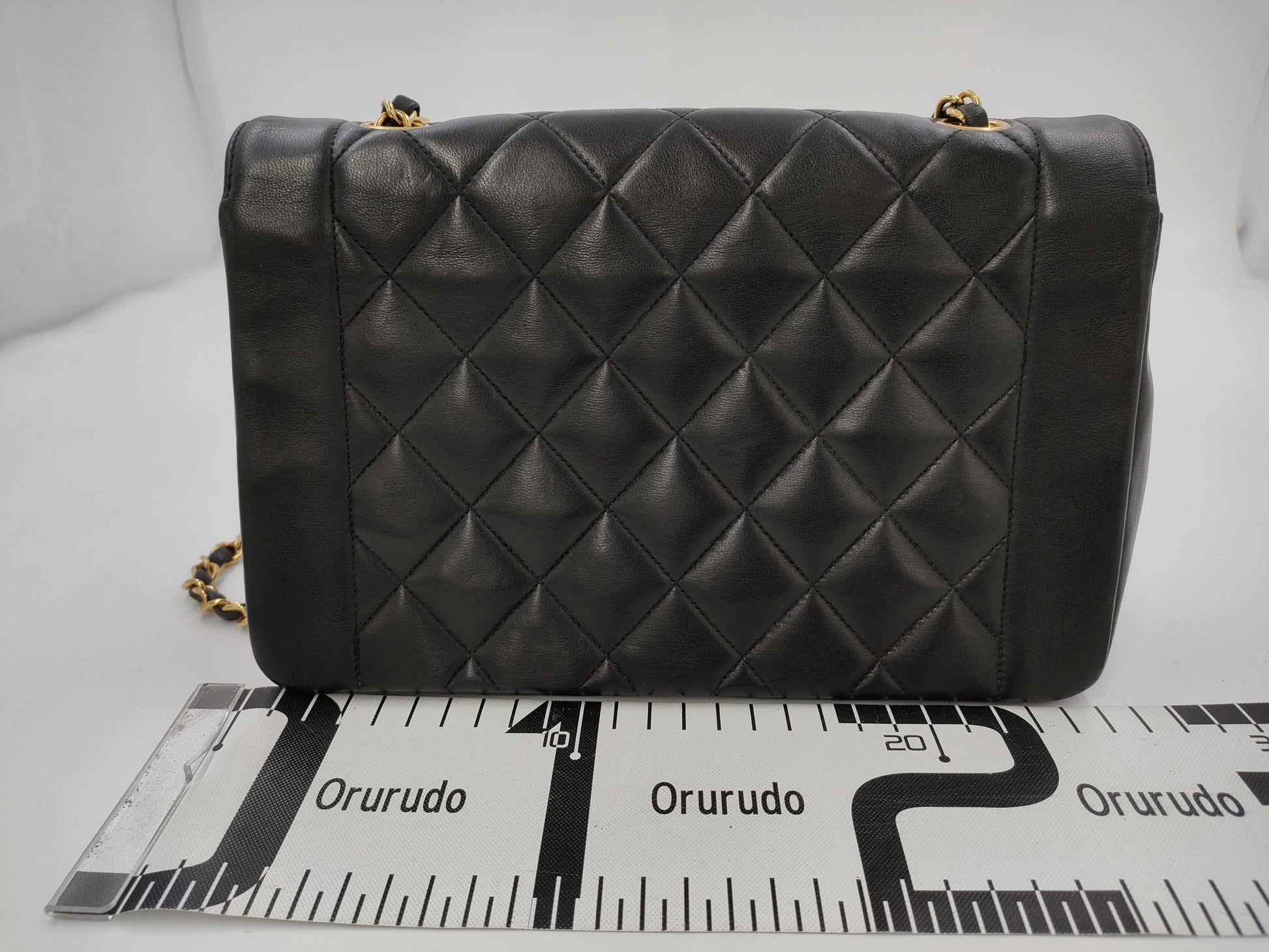 CHANEL Diana 25 Lamb Shoulder Bag