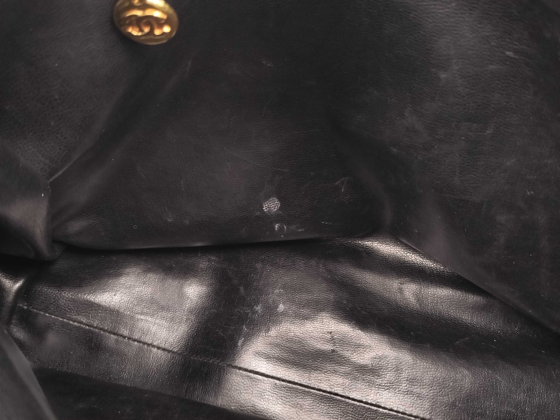 CHANEL Caviar Deca Coco Shoulder Bag