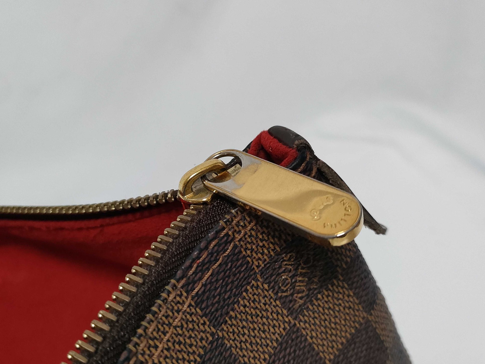 LOUIS VUITTON N51183 Damier Sareya Handbag
